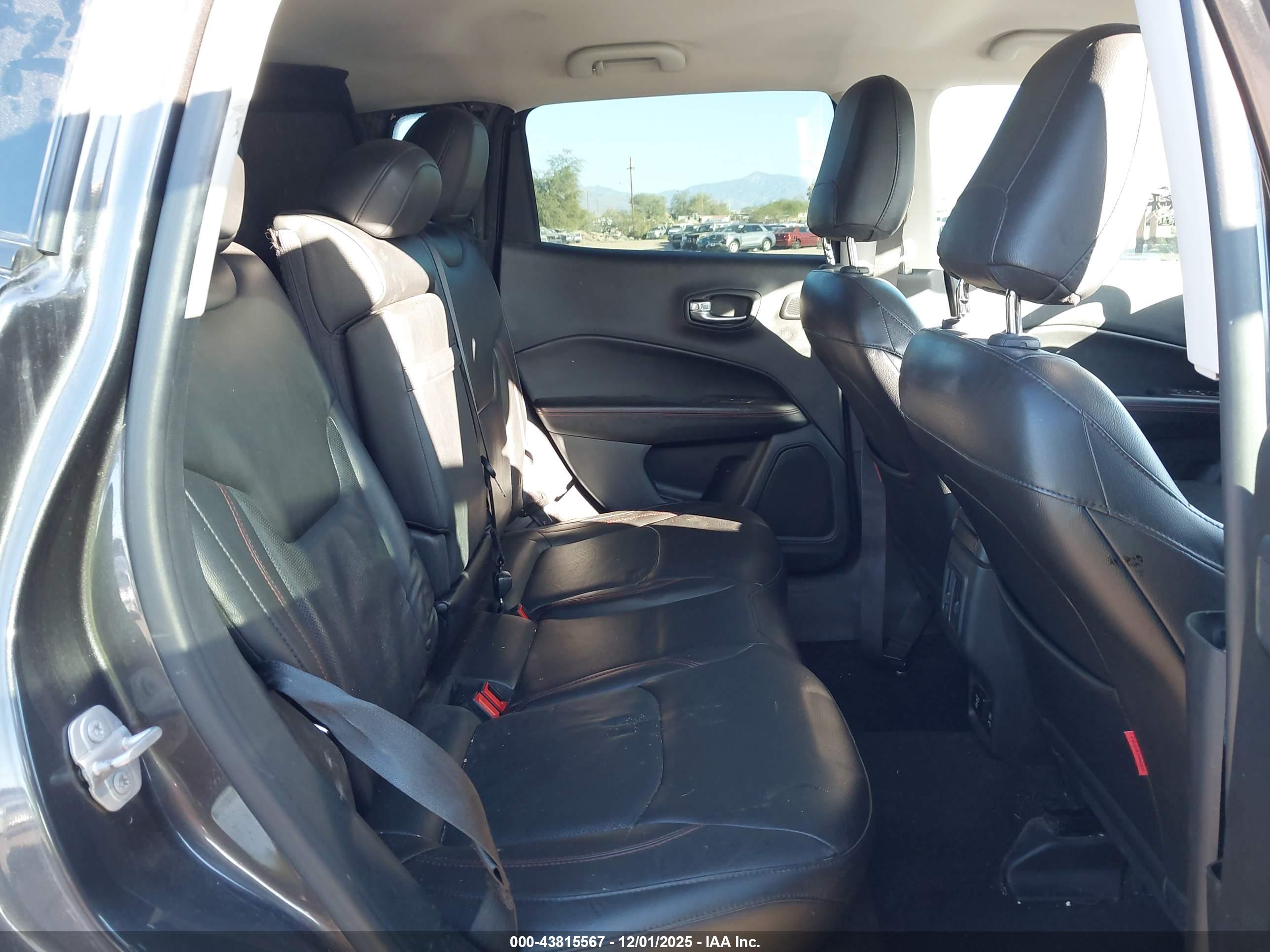 JEEP COMPASS image 8