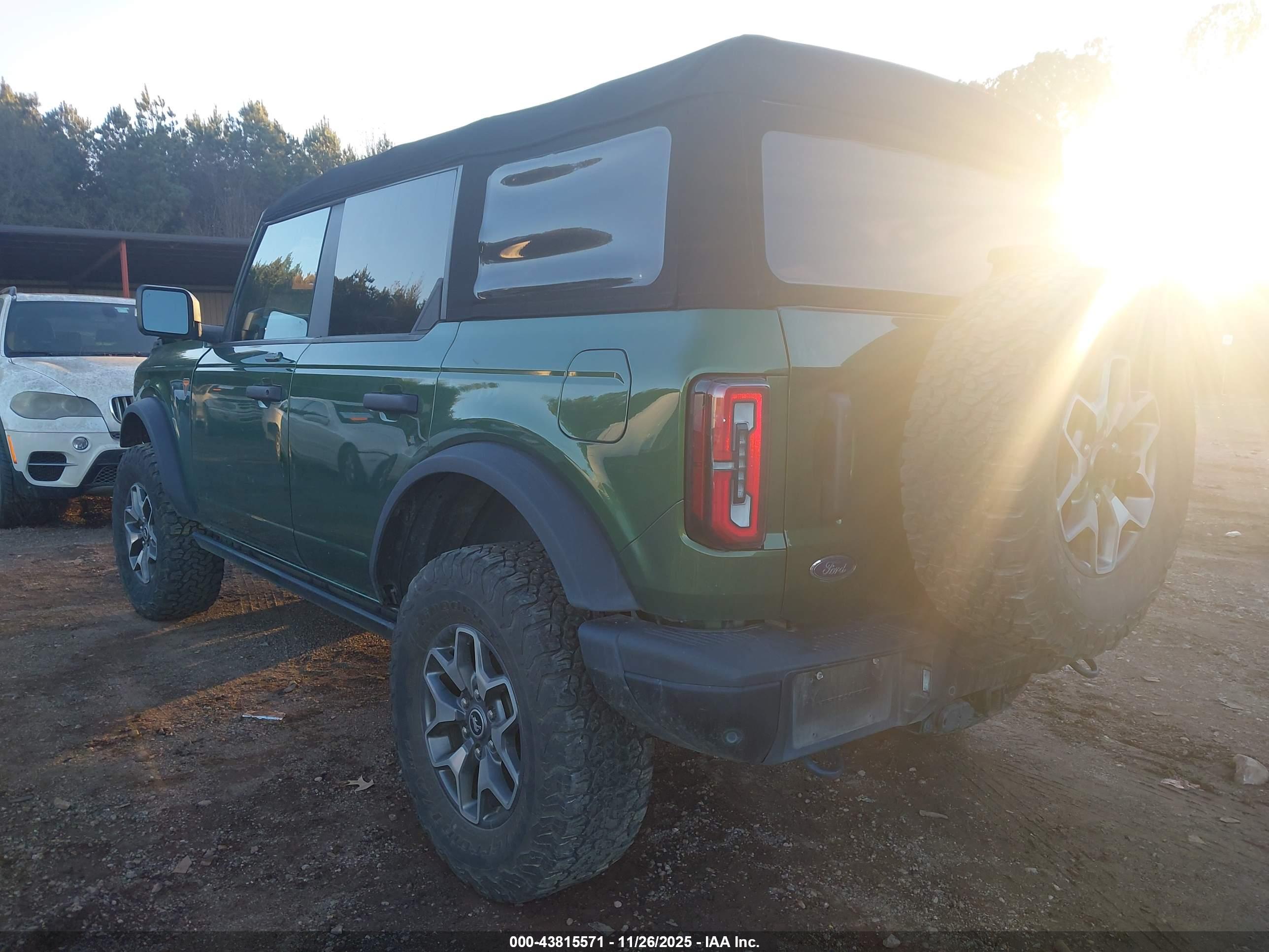 FORD BRONCO image 3