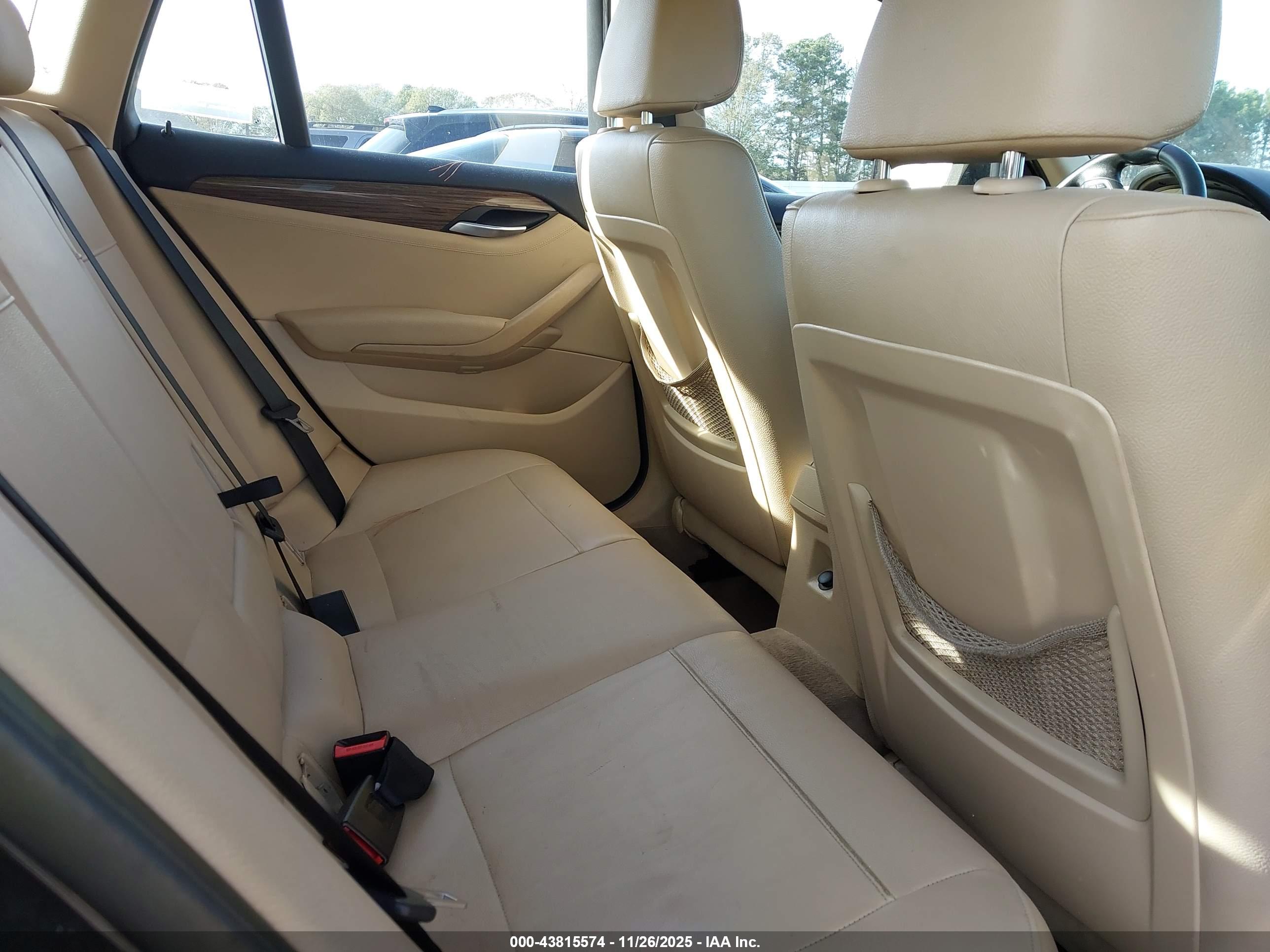 BMW X1 image 8