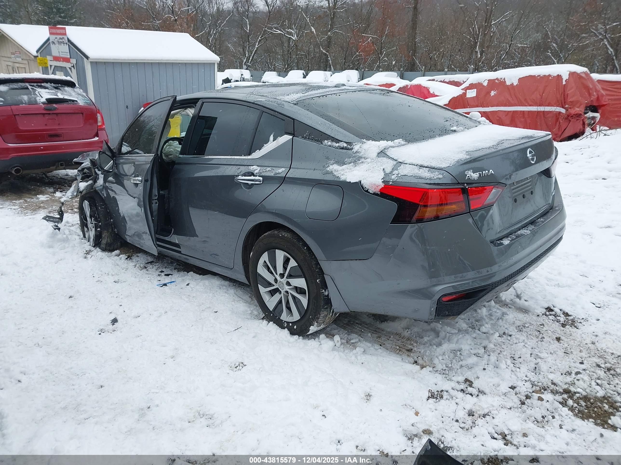 NISSAN ALTIMA image 3