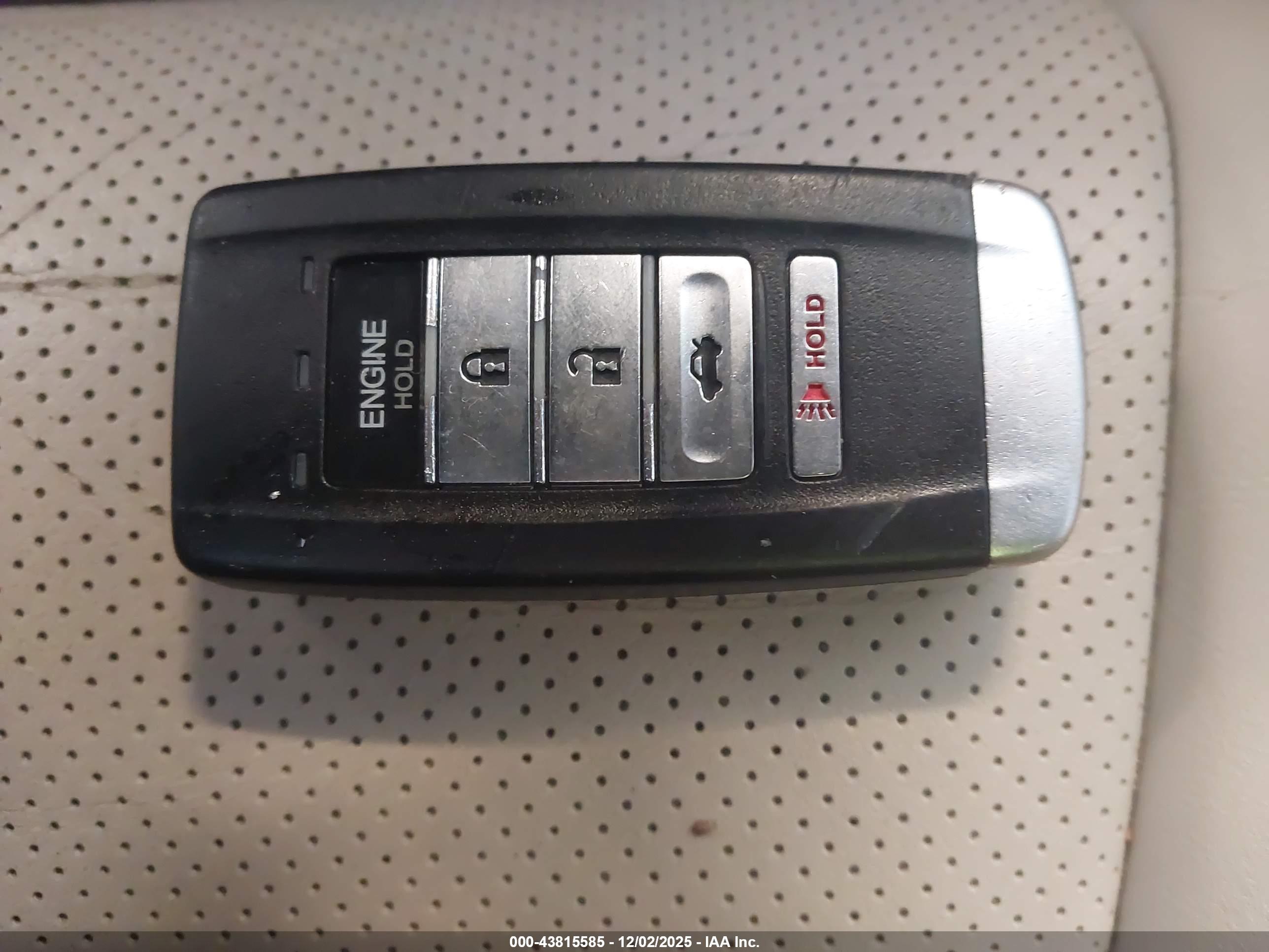 ACURA RLX image 11