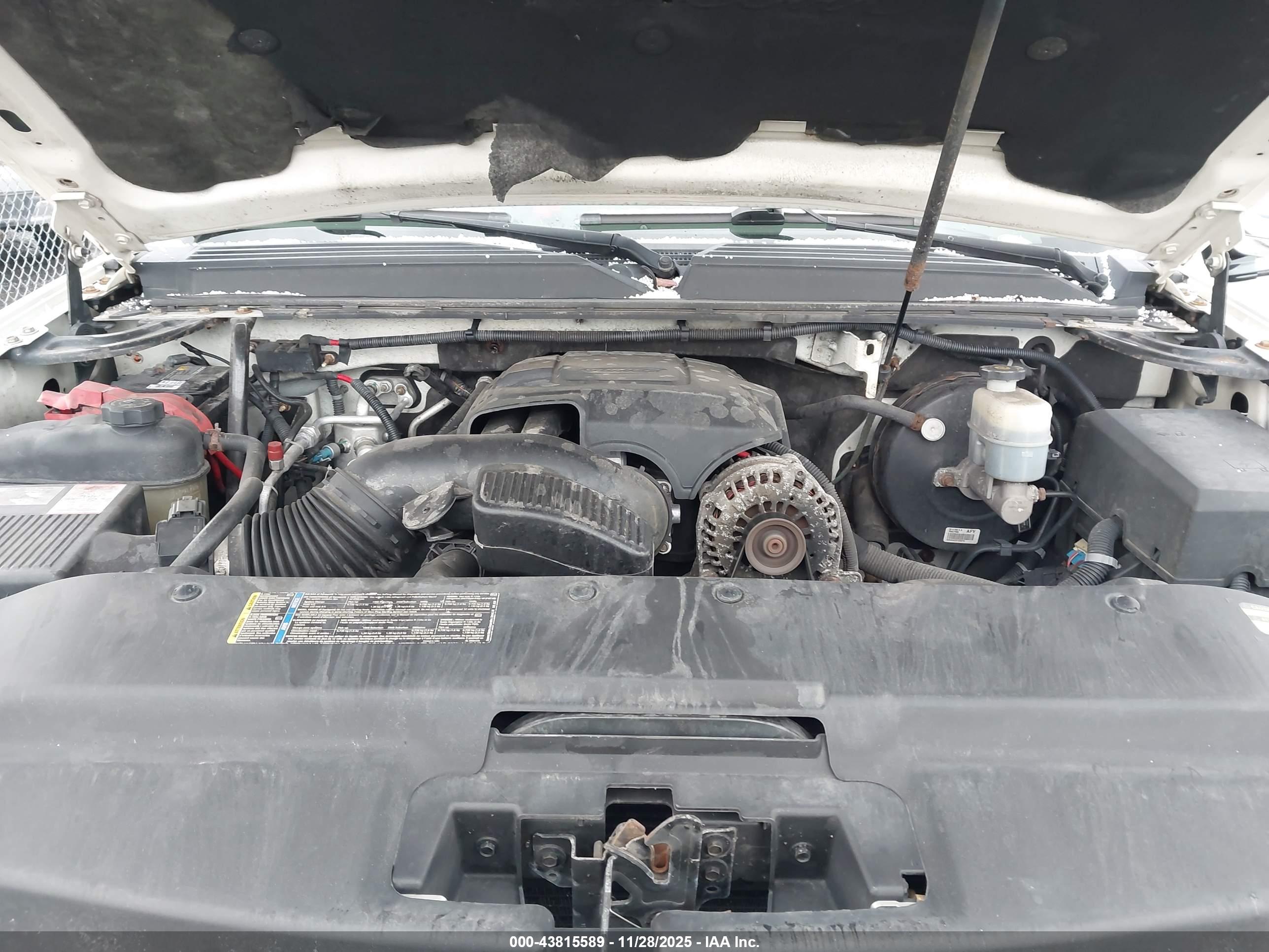 CADILLAC ESCALADE image 10