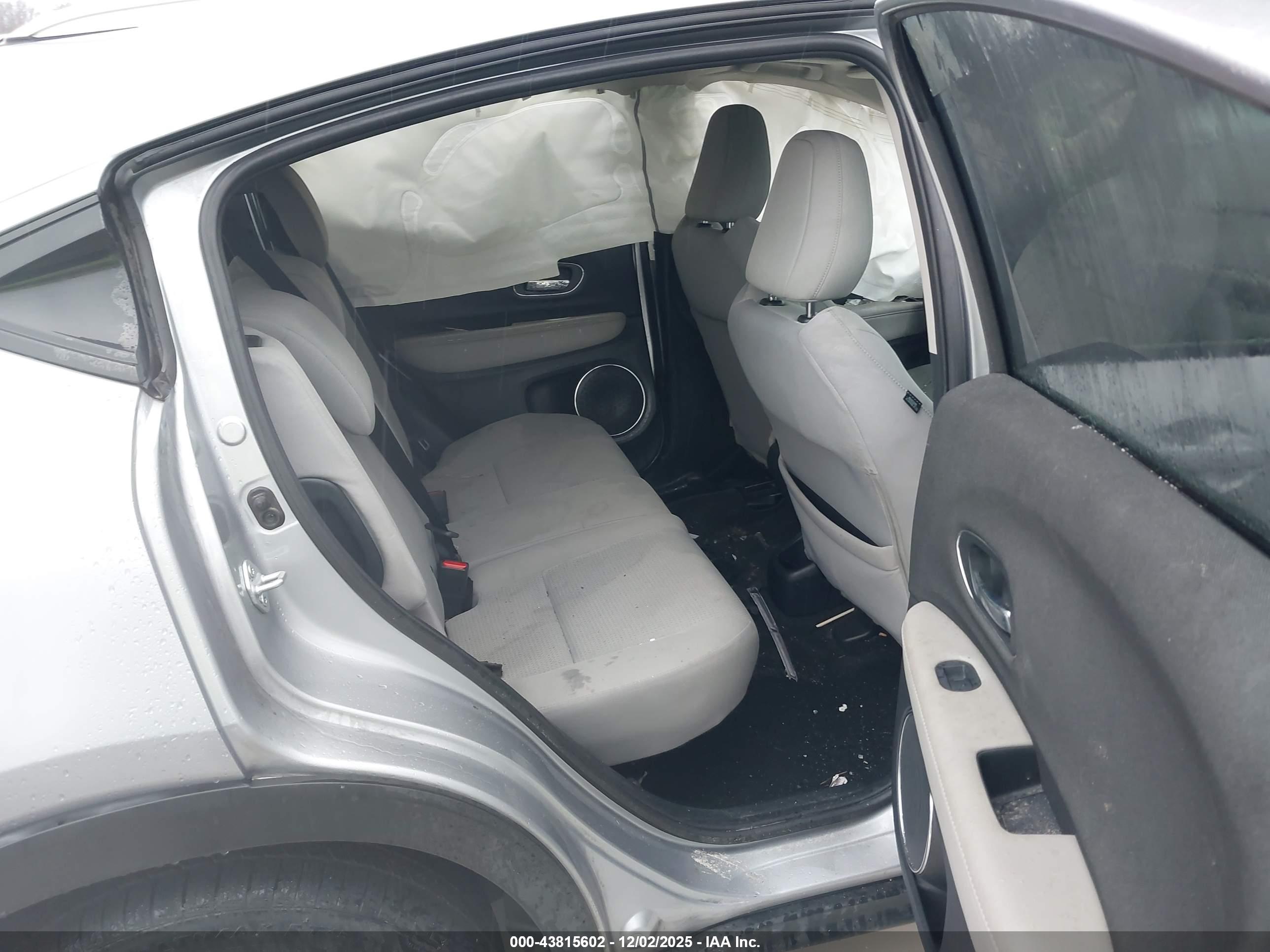 HONDA HR-V image 8