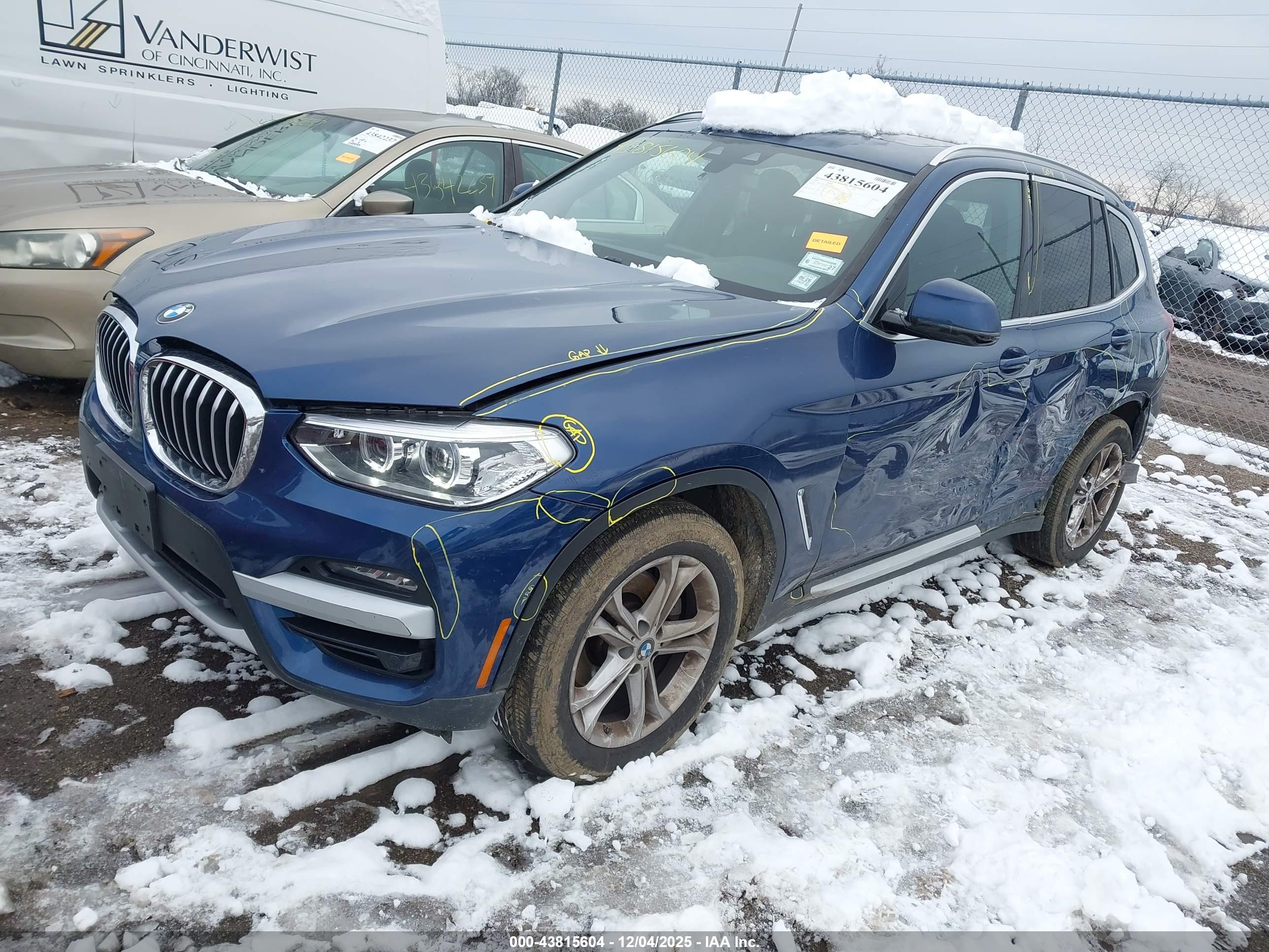 BMW X3 image 2
