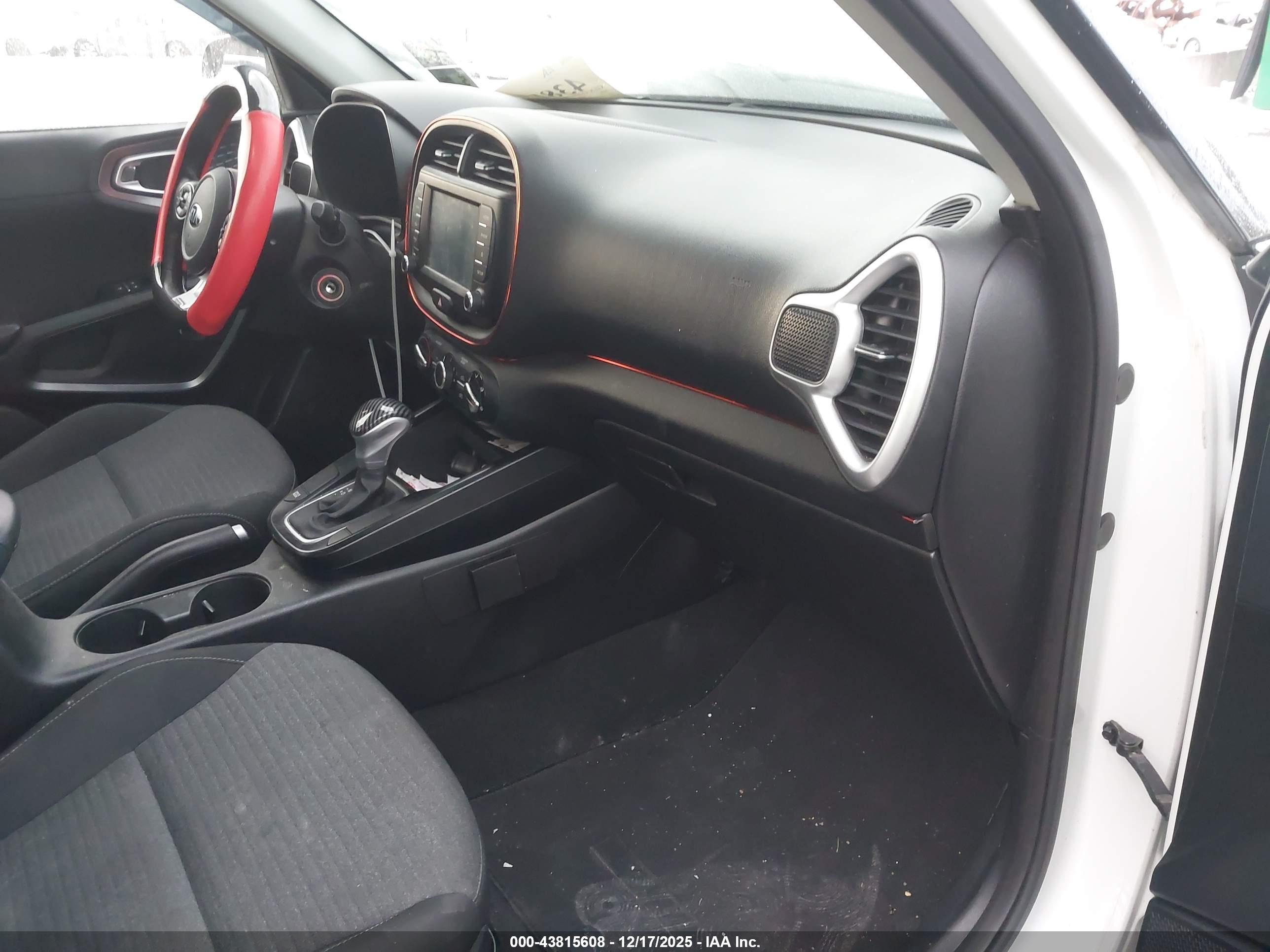 KIA SOUL image 5