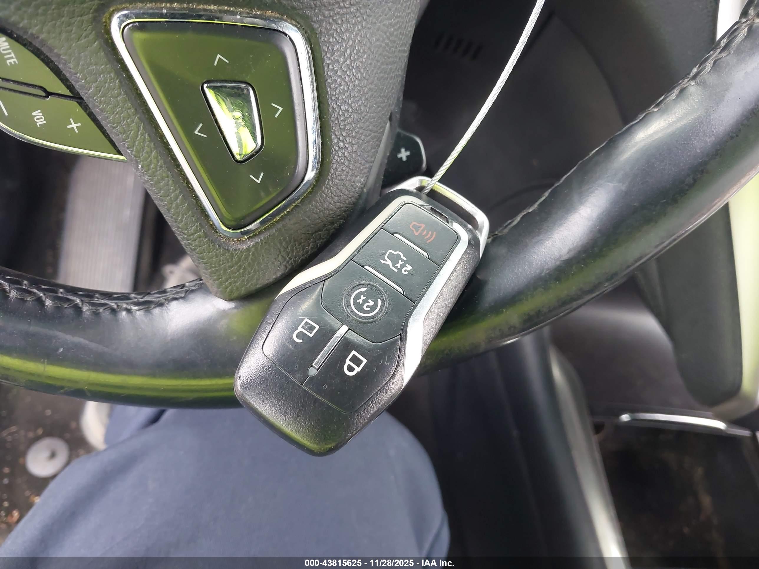 LINCOLN MKC image 11