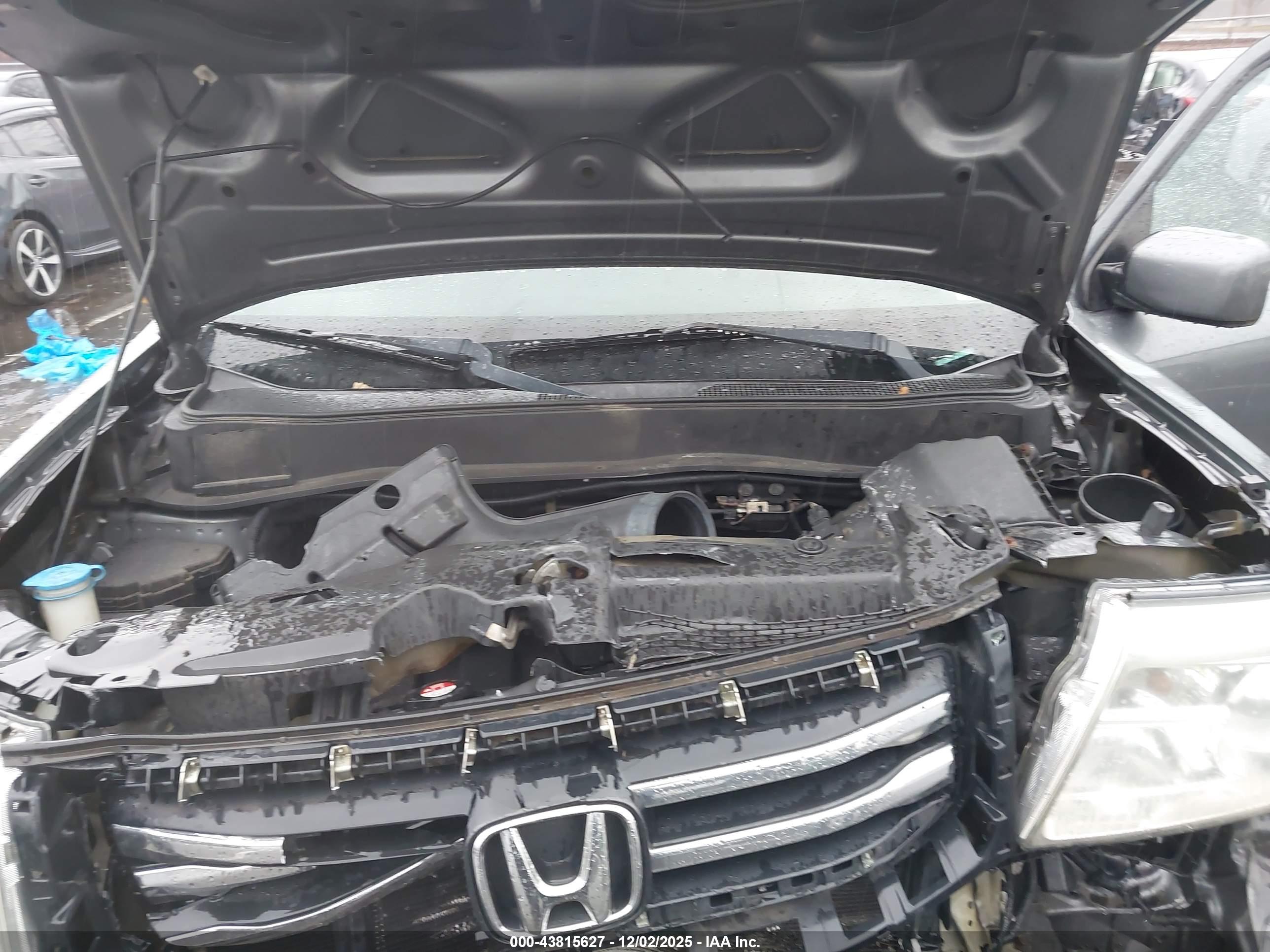 HONDA PILOT image 10