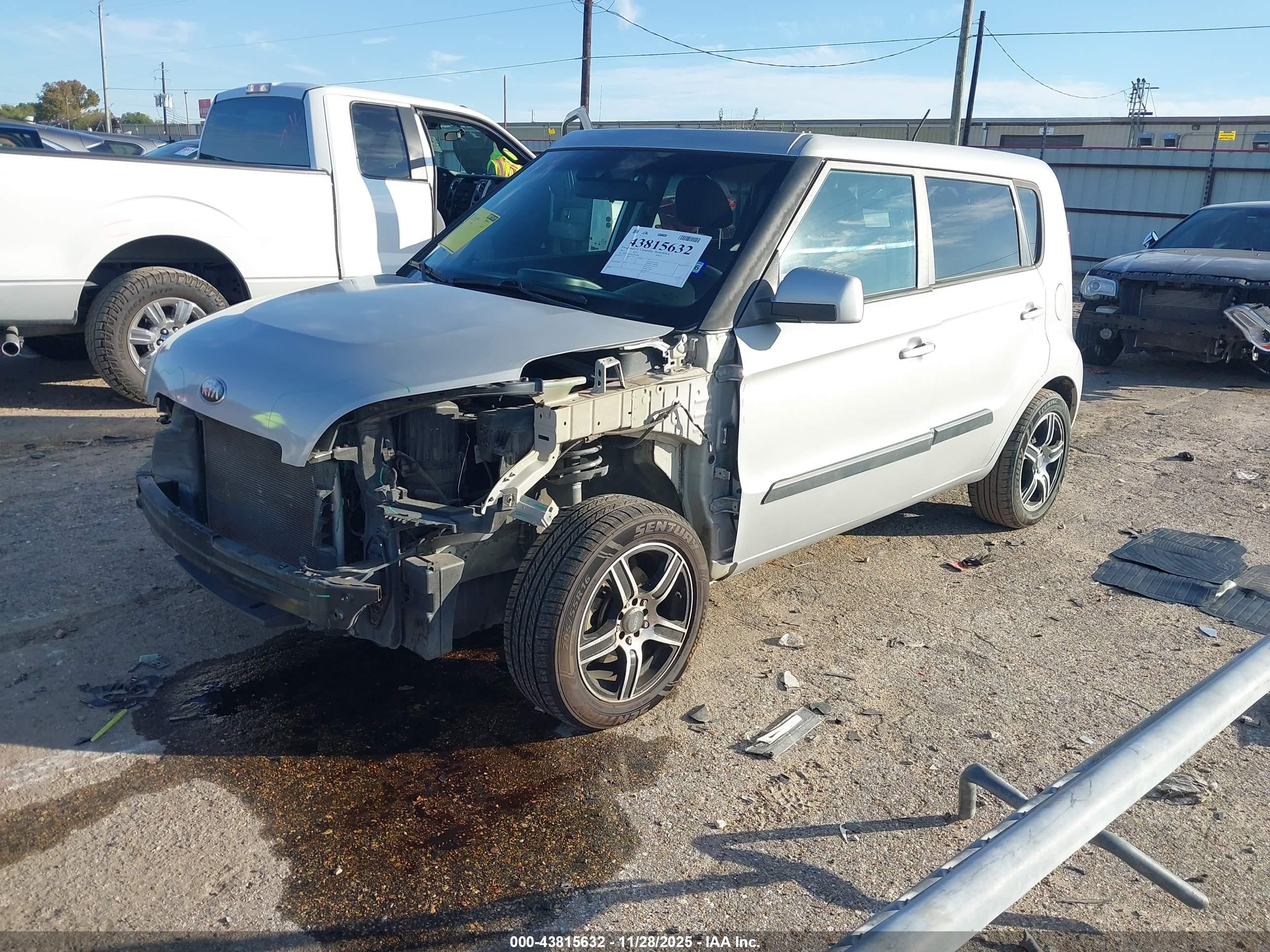 KIA SOUL image 2