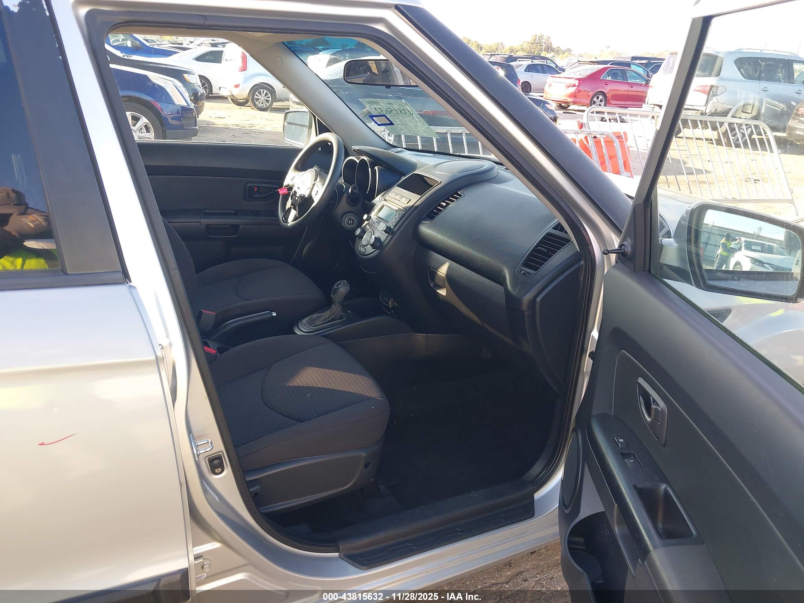 KIA SOUL image 5