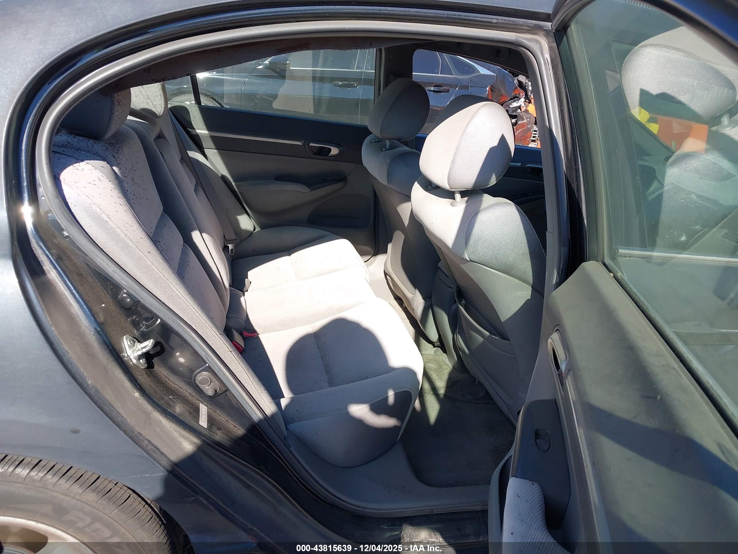 HONDA CIVIC image 8