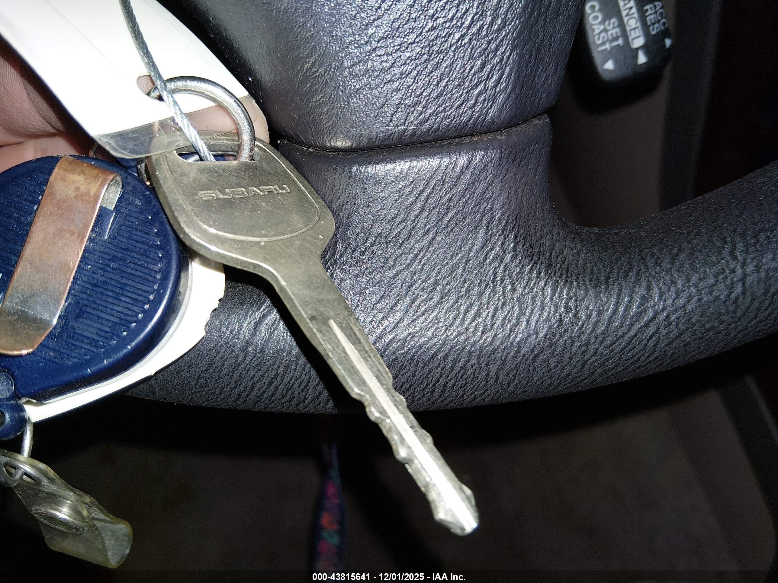 SUBARU OUTBACK image 11
