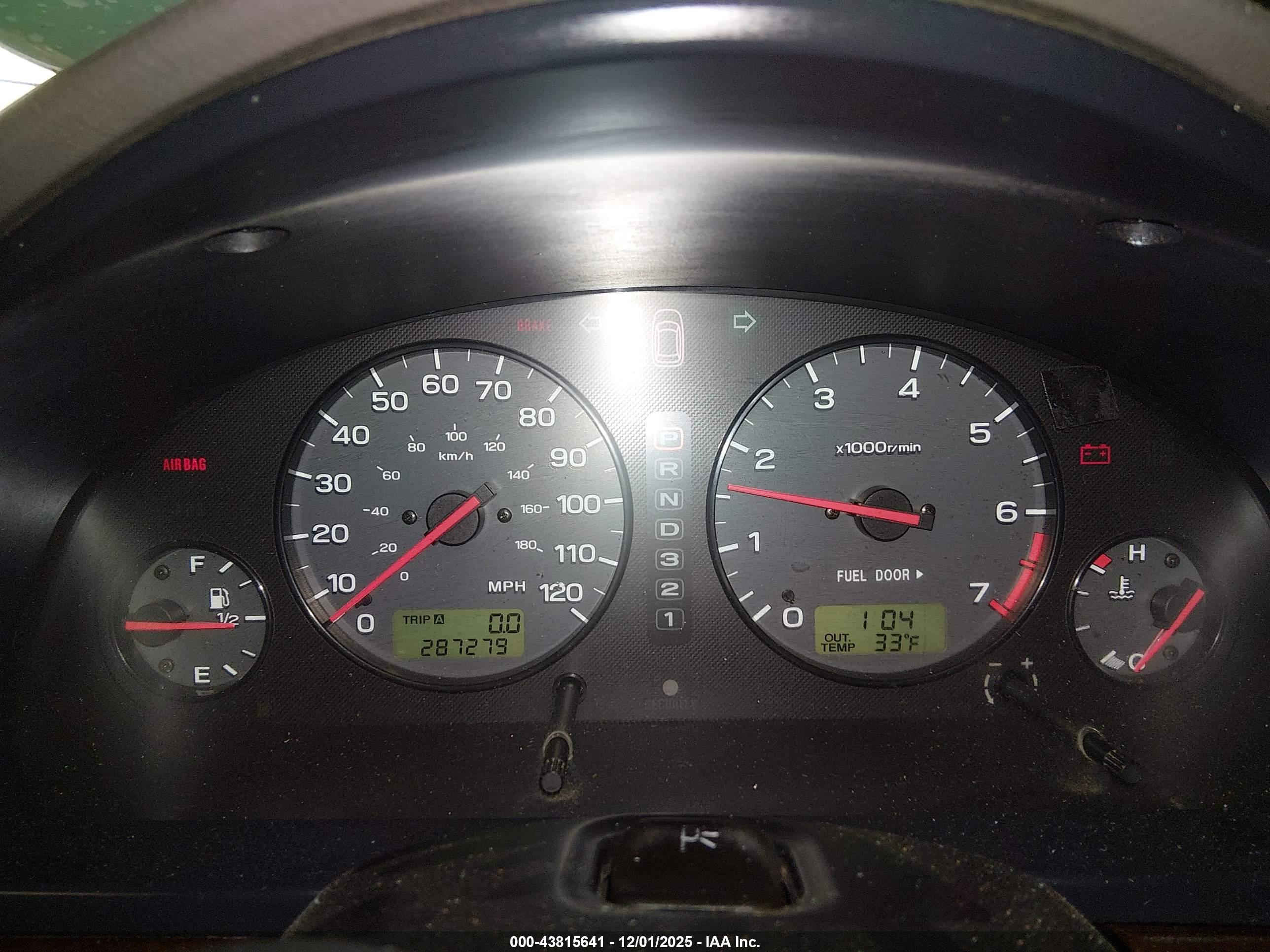SUBARU OUTBACK image 7