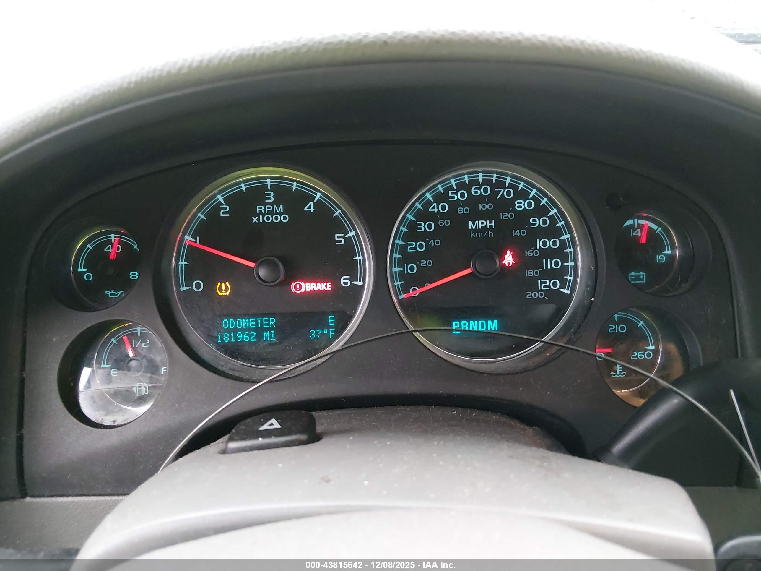 GMC YUKON image 7
