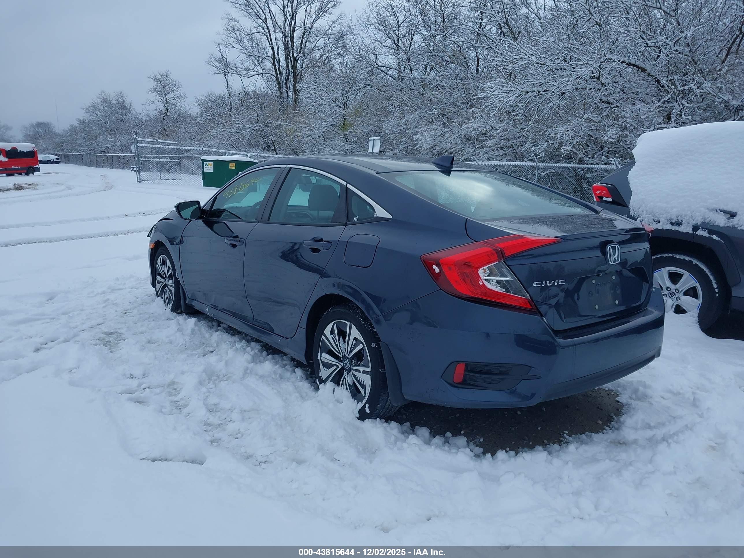 HONDA CIVIC image 3