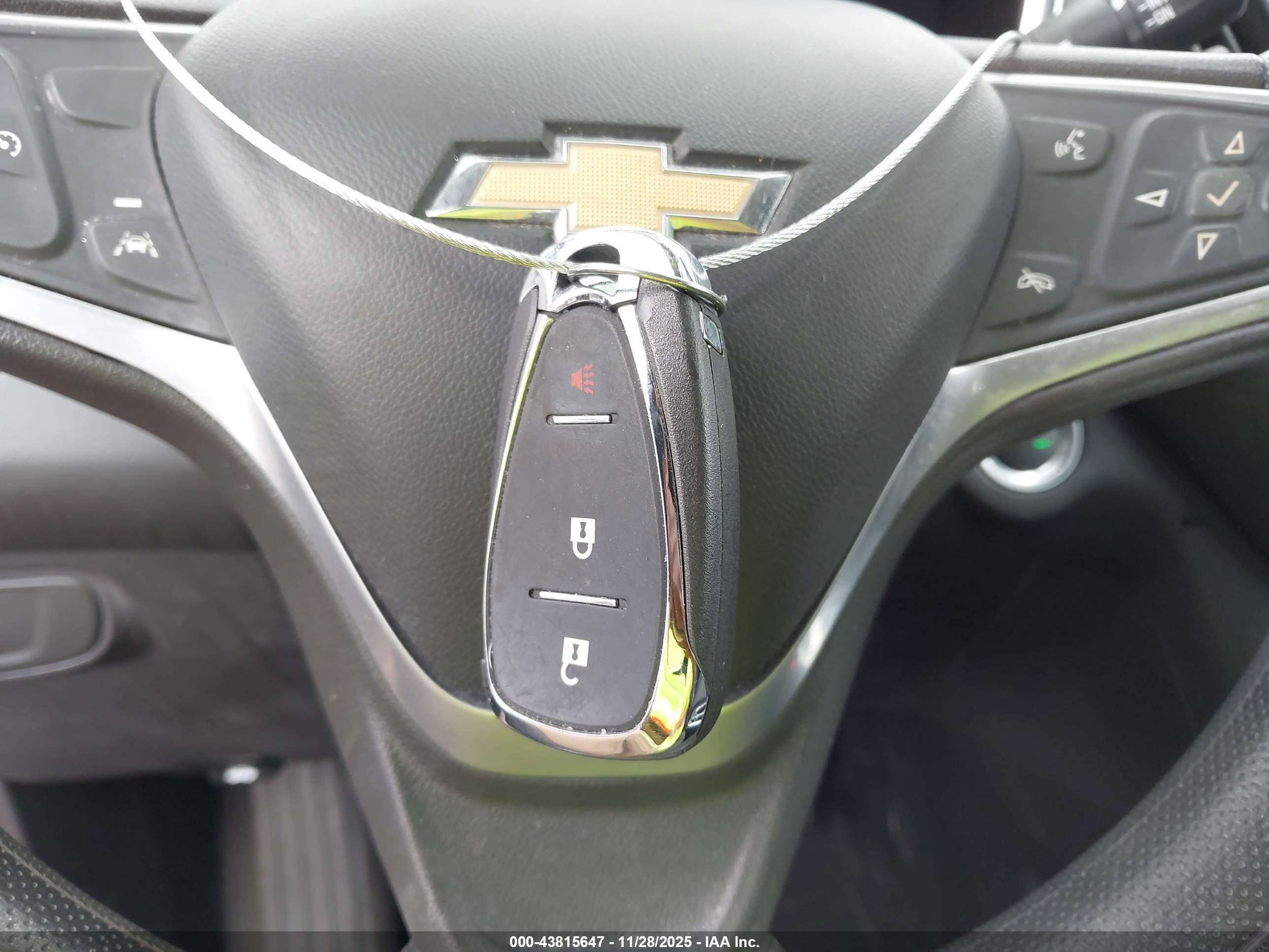 CHEVROLET EQUINOX image 11