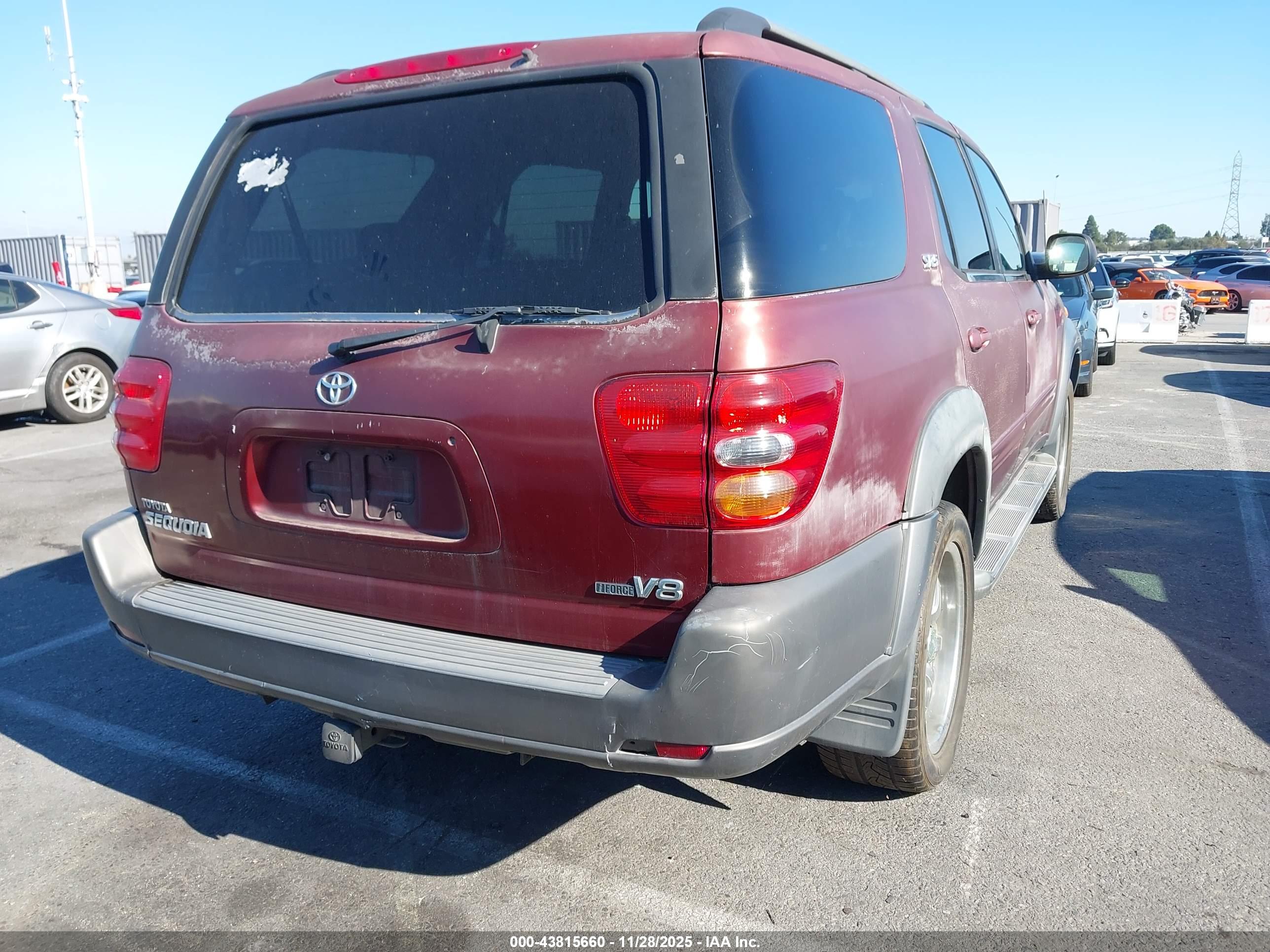 TOYOTA SEQUOIA image 4