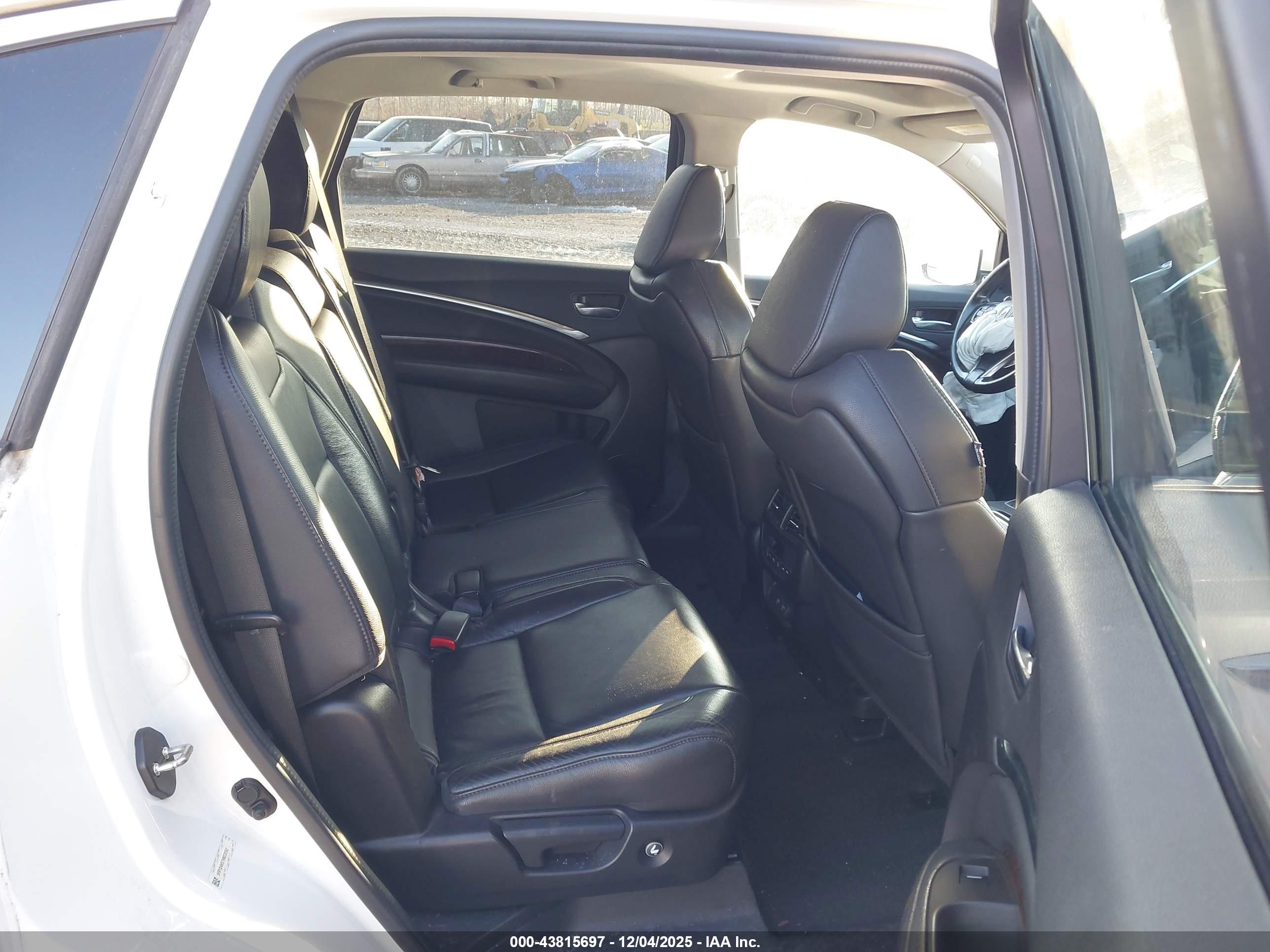 ACURA MDX image 8