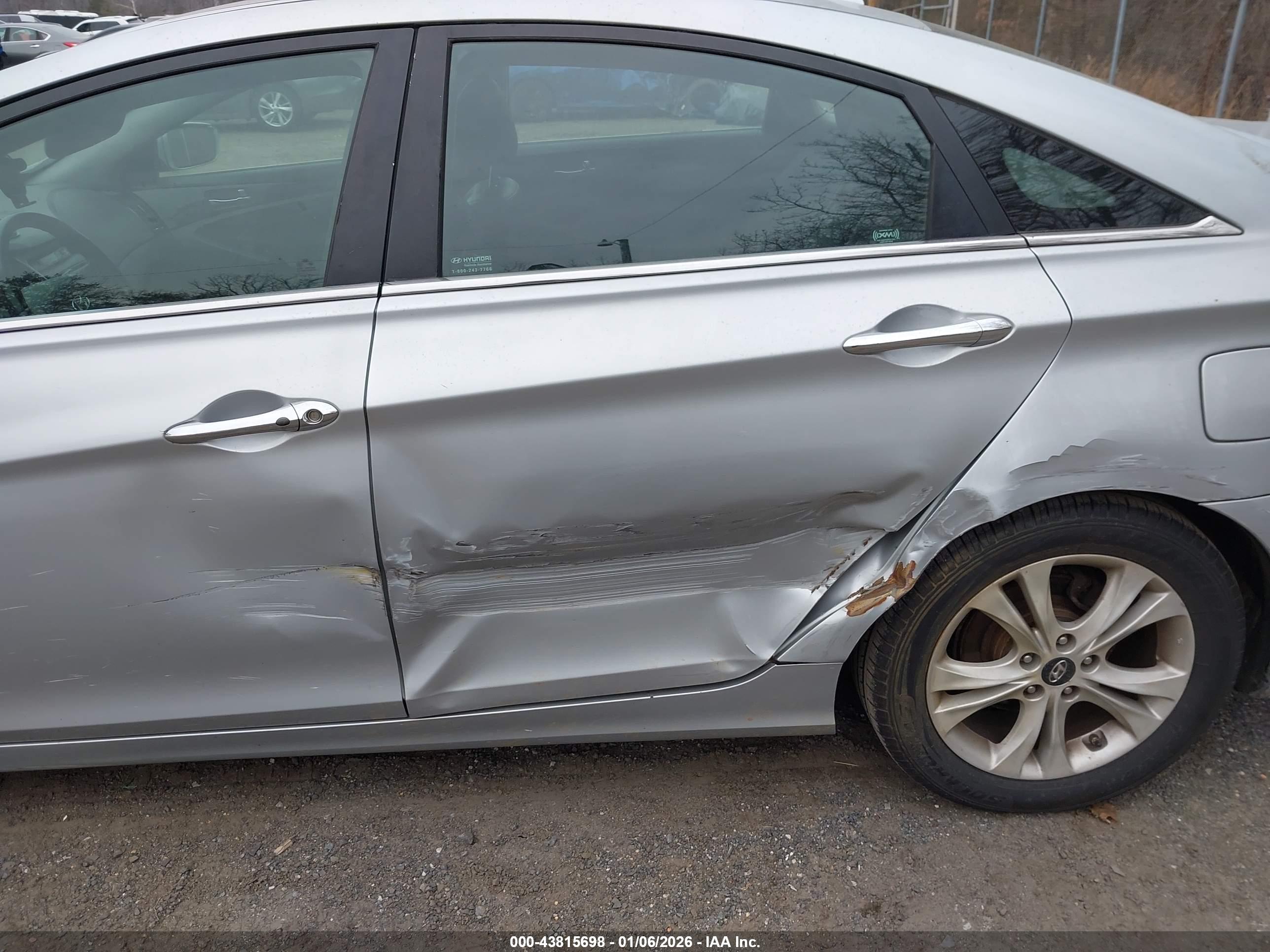 HYUNDAI SONATA image 6