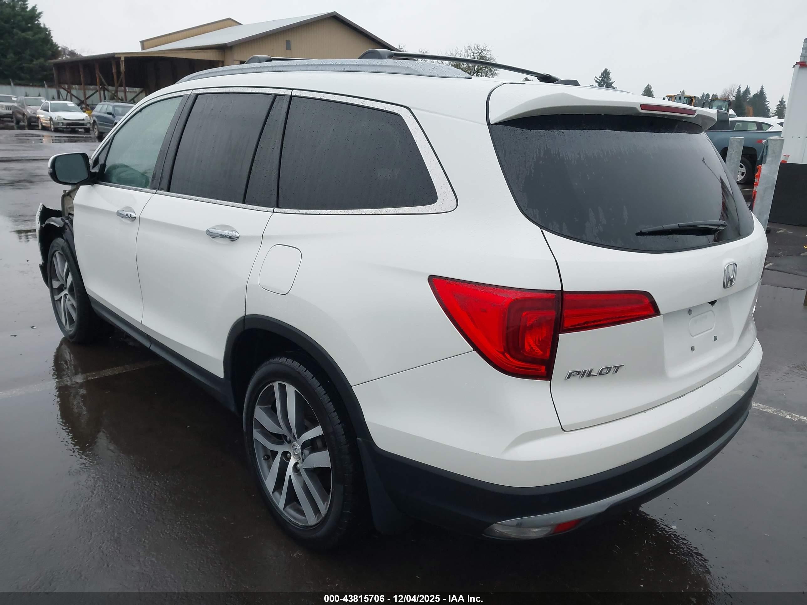 HONDA PILOT image 3