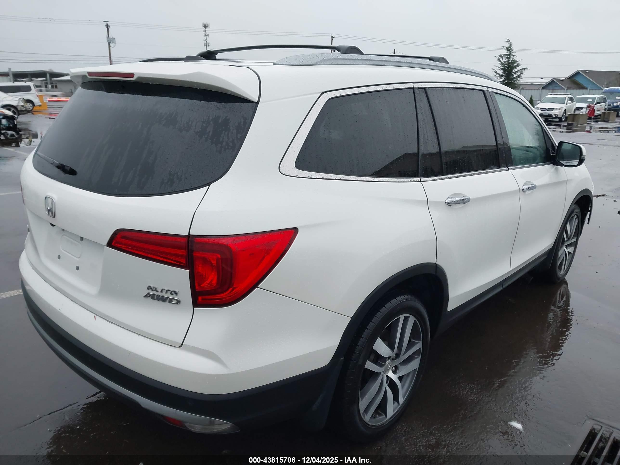 HONDA PILOT image 4