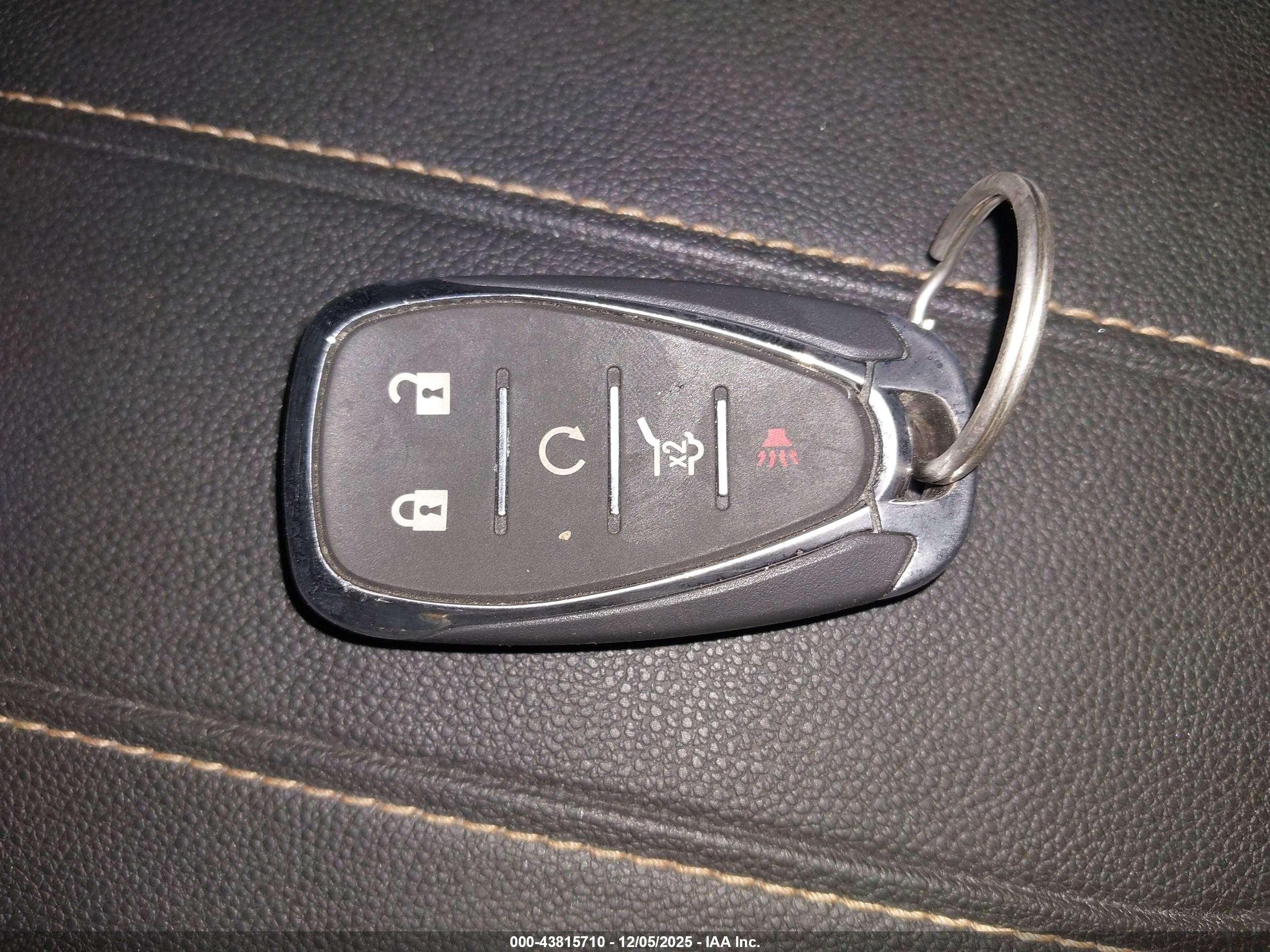 CHEVROLET TRAVERSE image 11