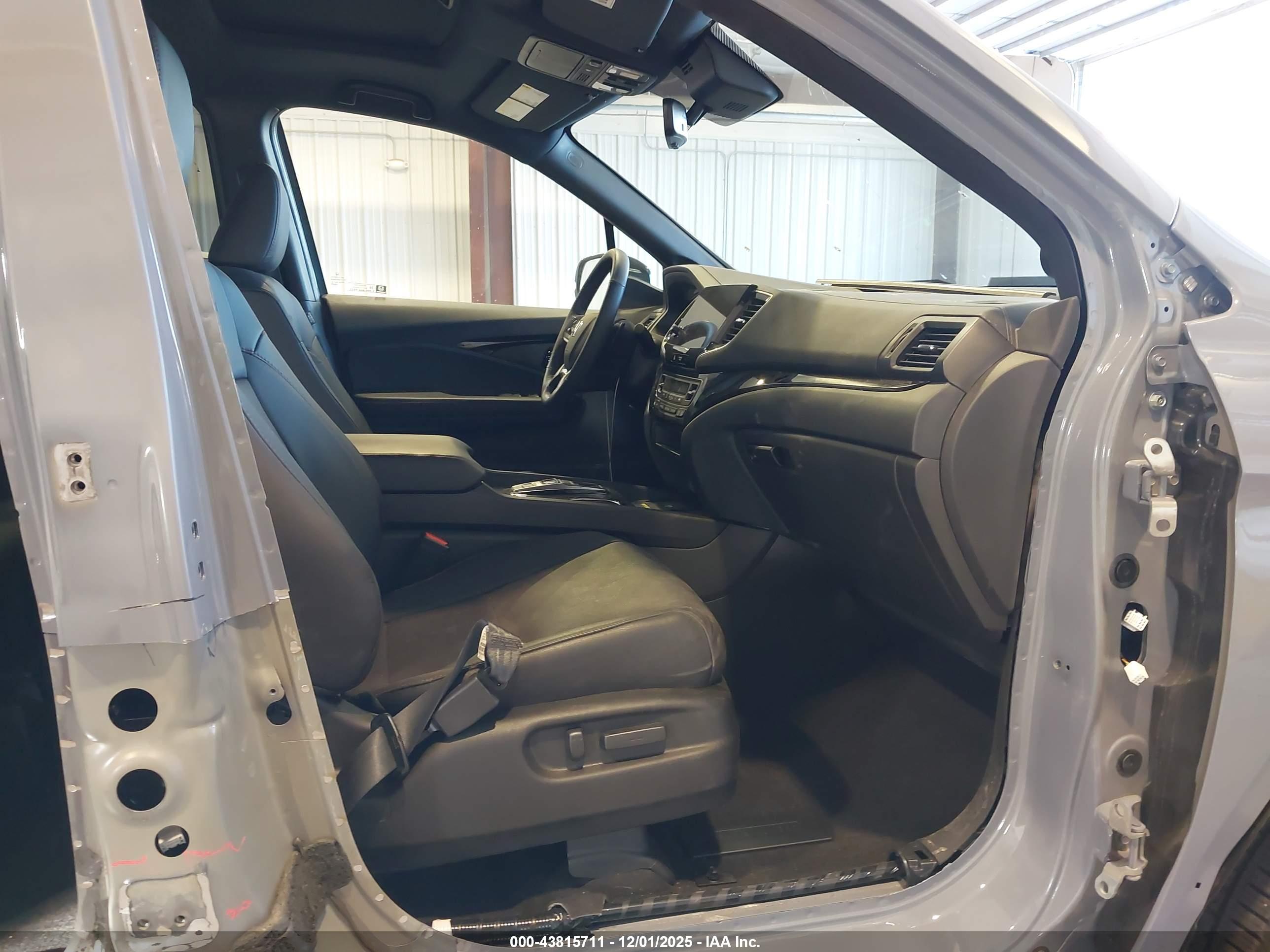 HONDA PASSPORT image 5