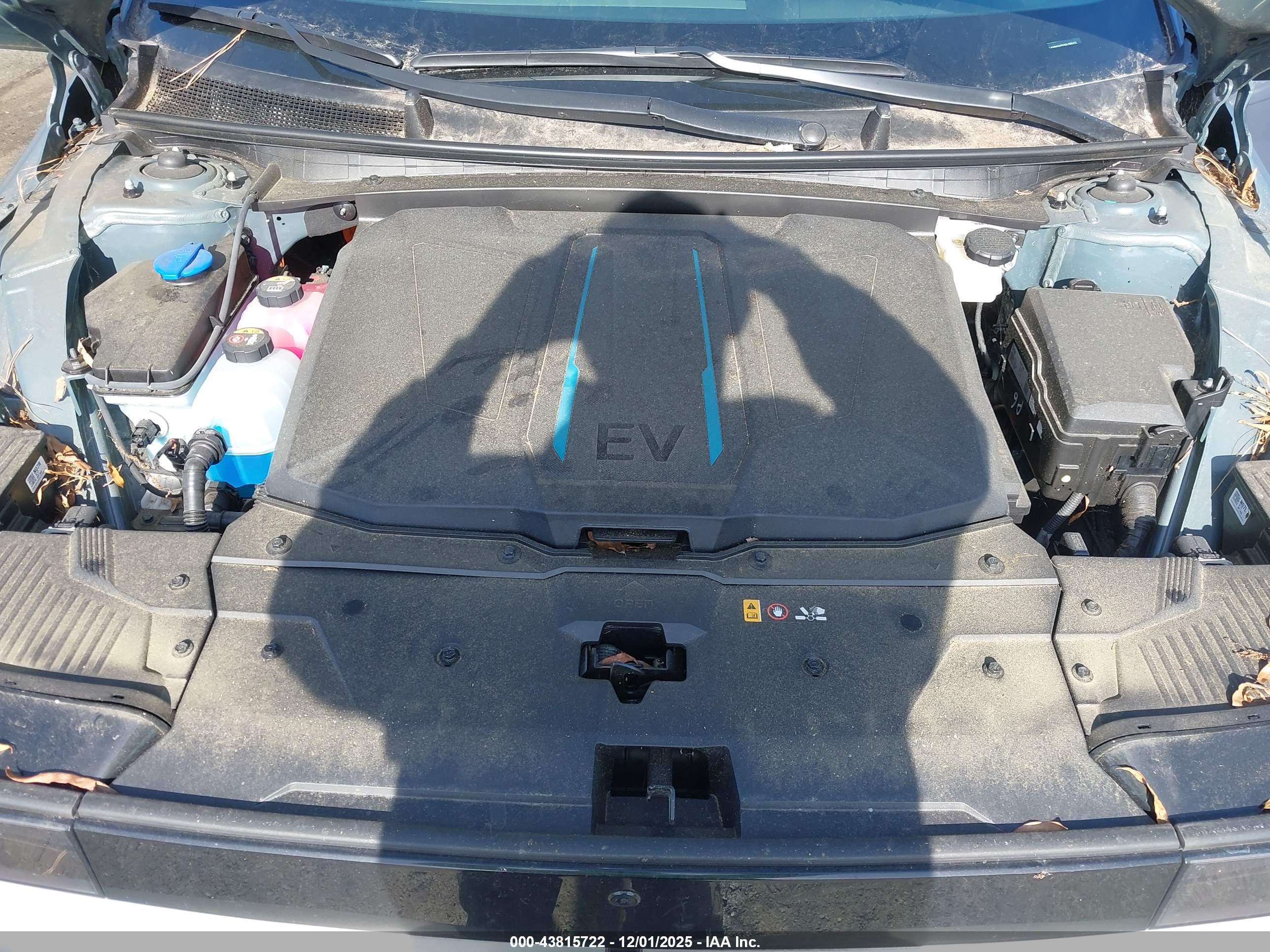 HYUNDAI IONIQ image 10