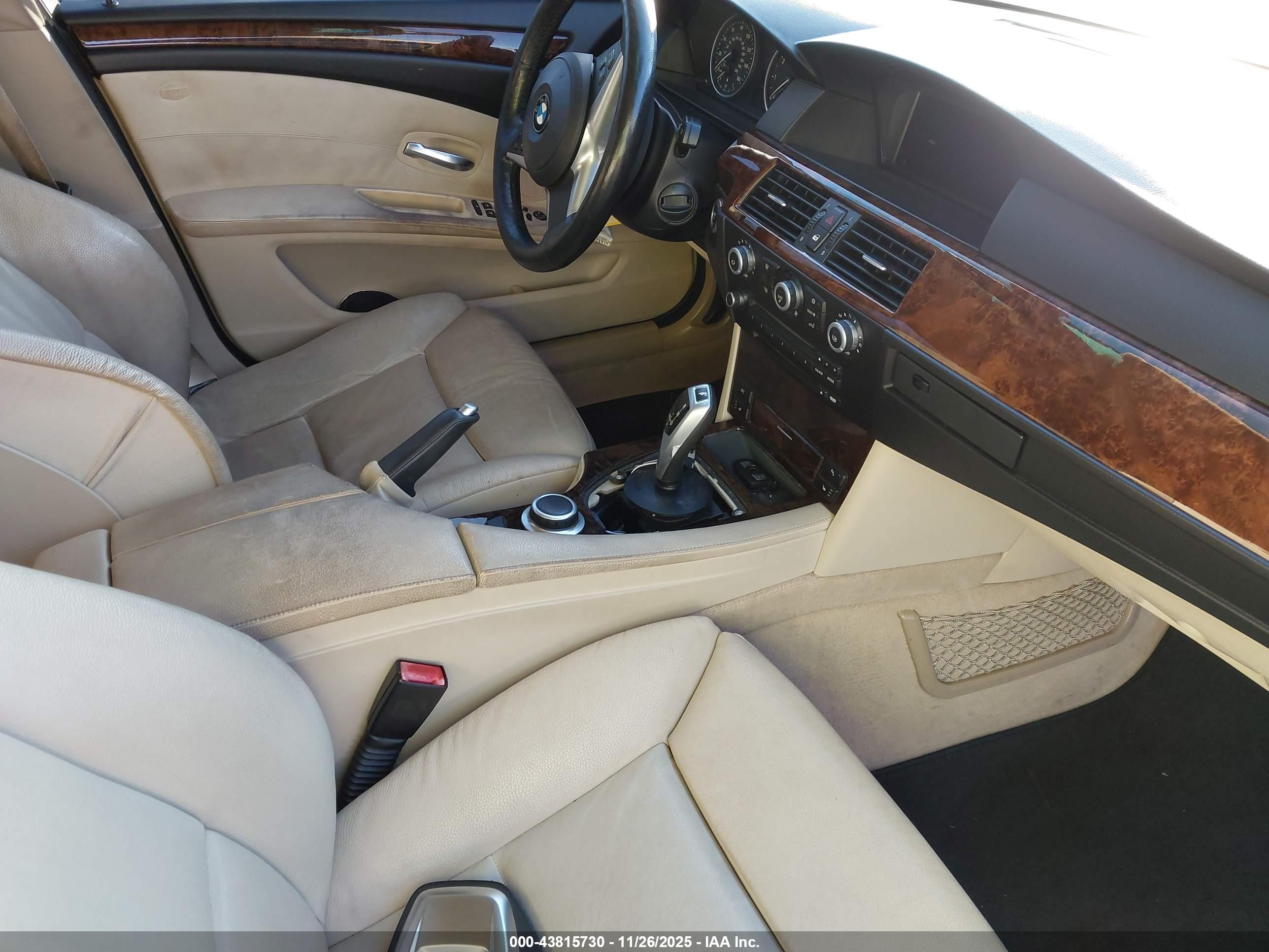 BMW 550I image 5