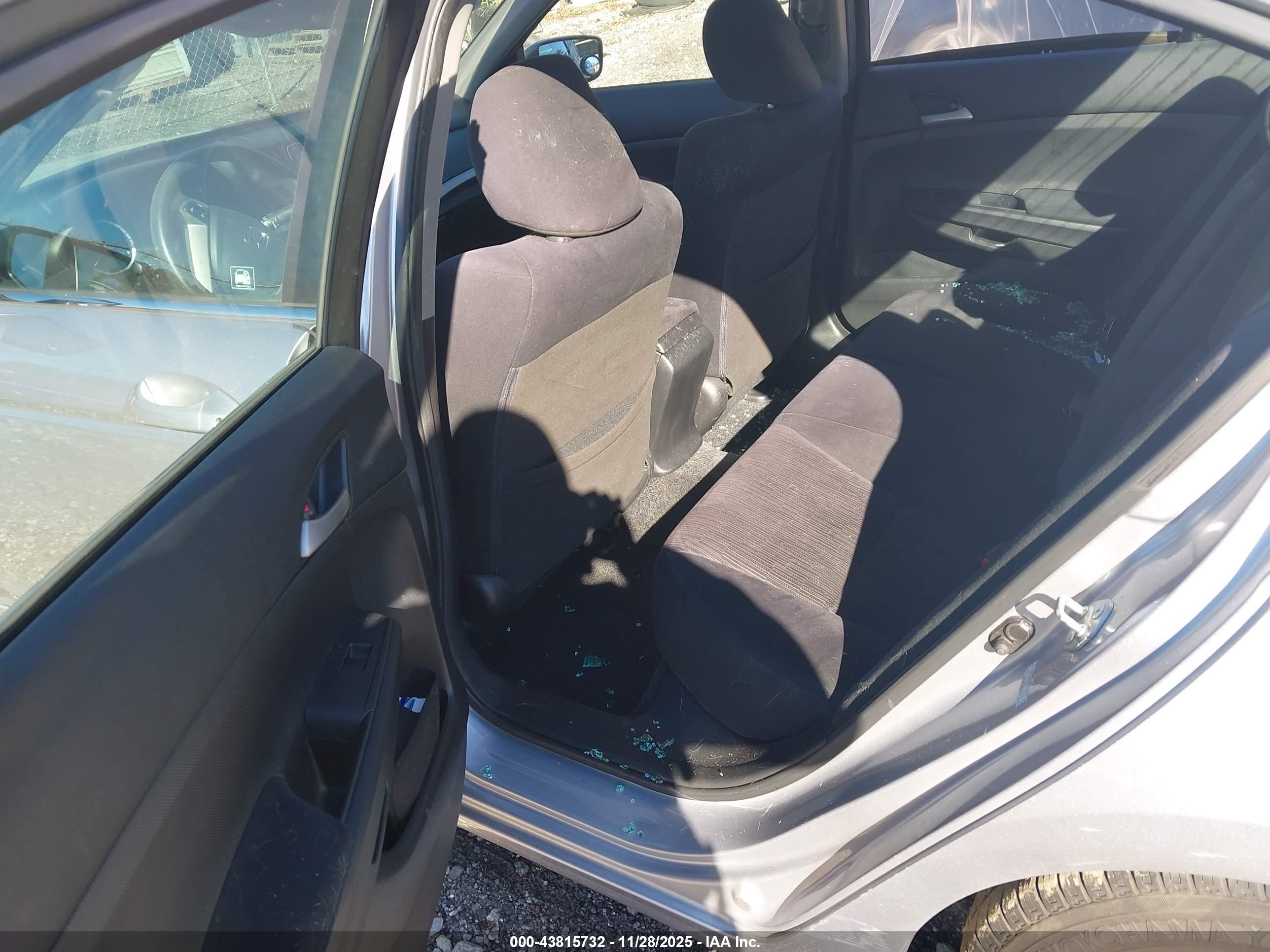 HONDA ACCORD image 8