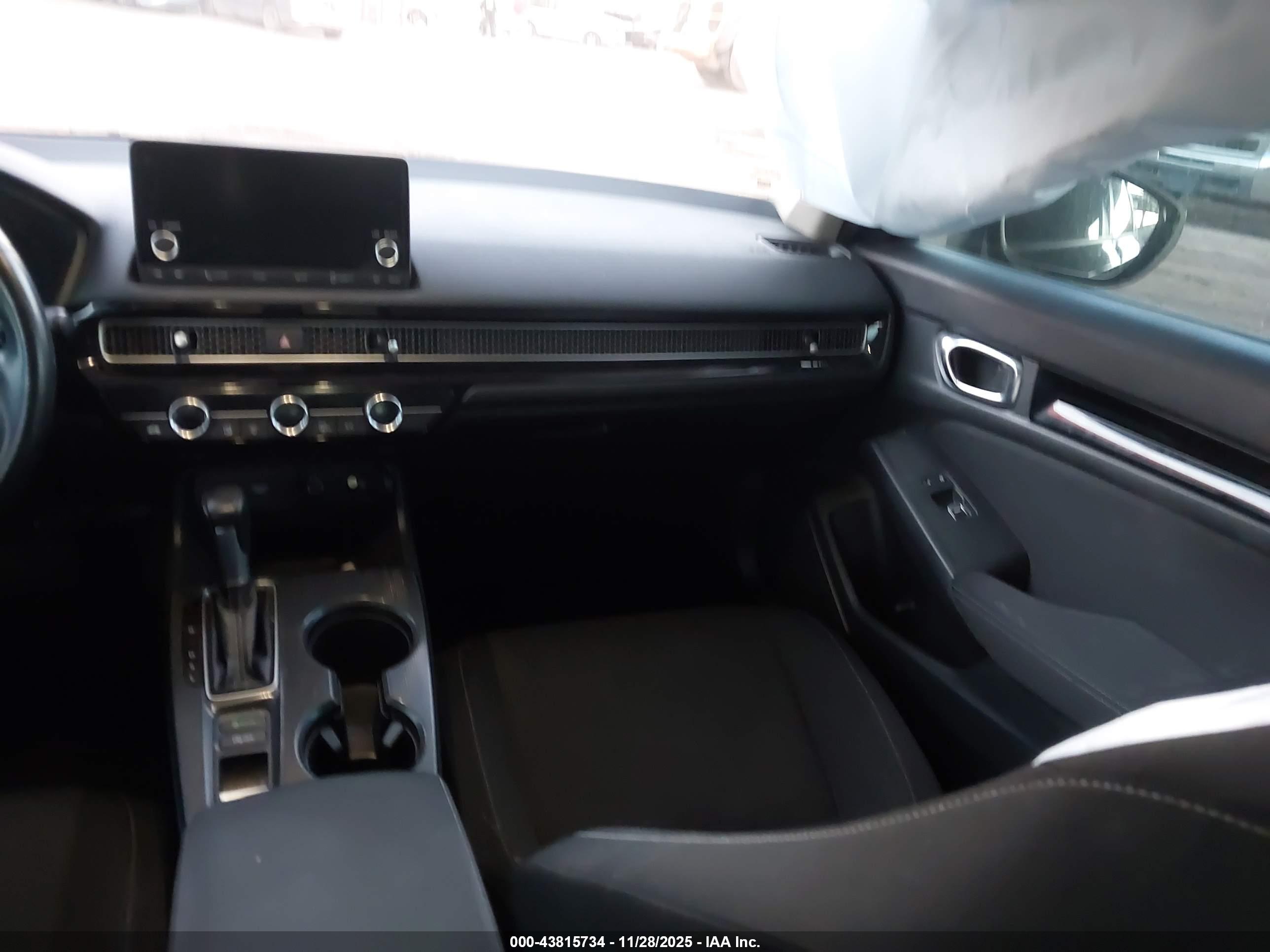 HONDA CIVIC image 5