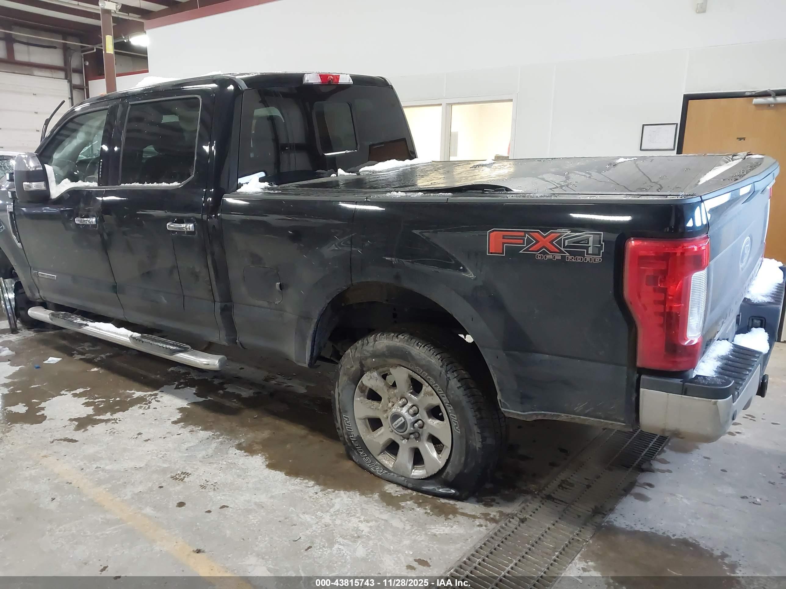 FORD F-250 image 3
