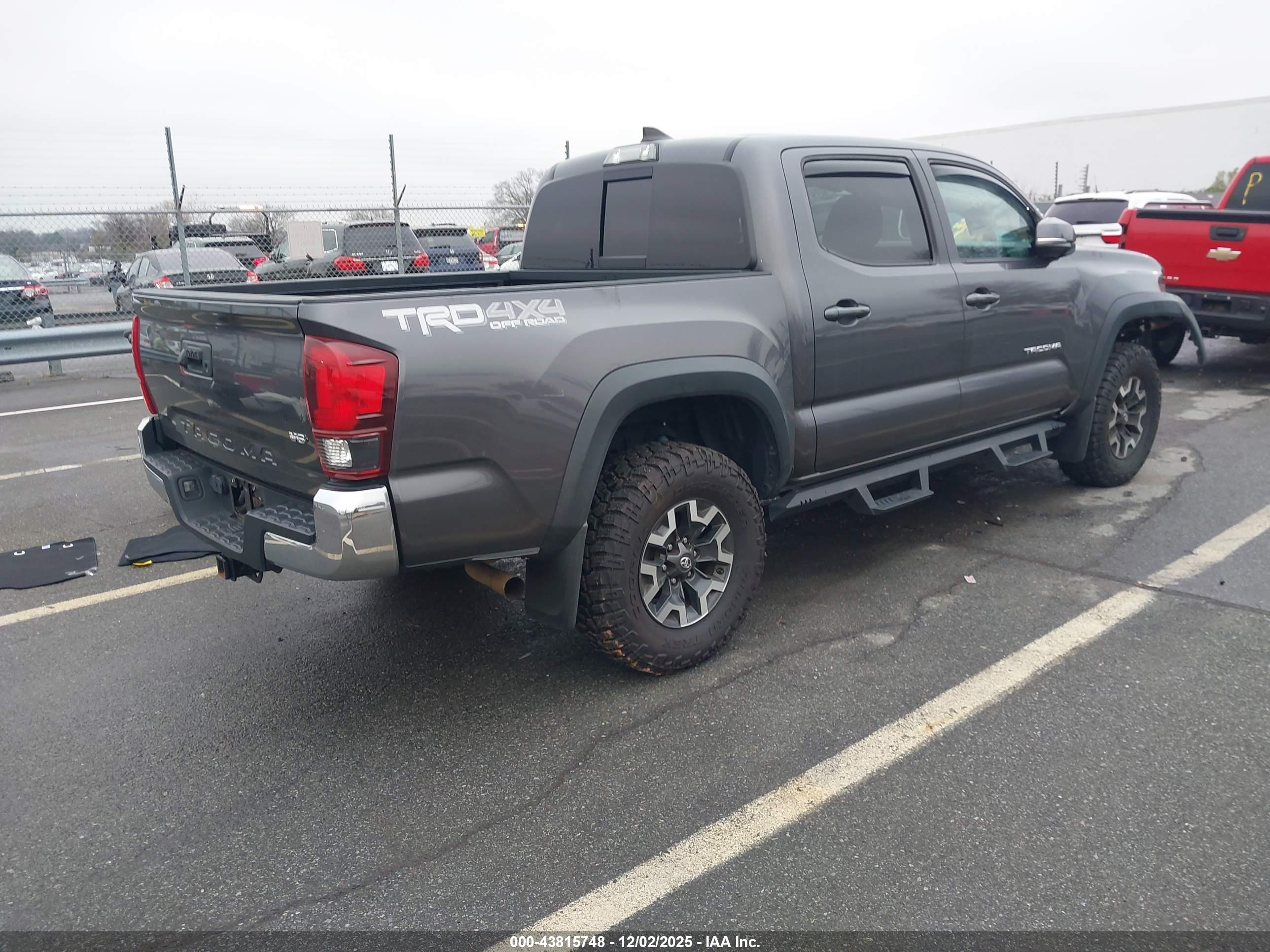 TOYOTA TACOMA image 4