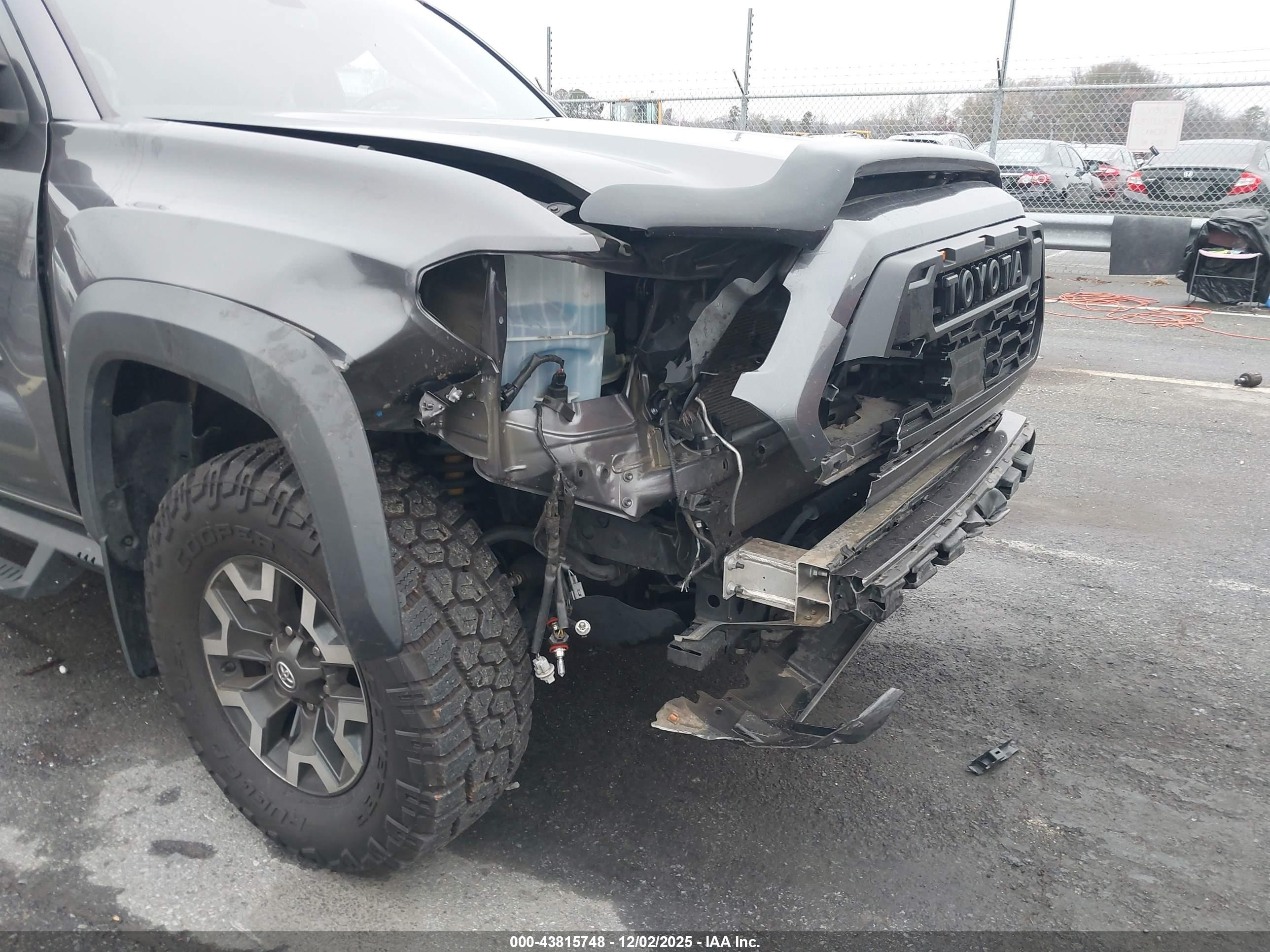 TOYOTA TACOMA image 6