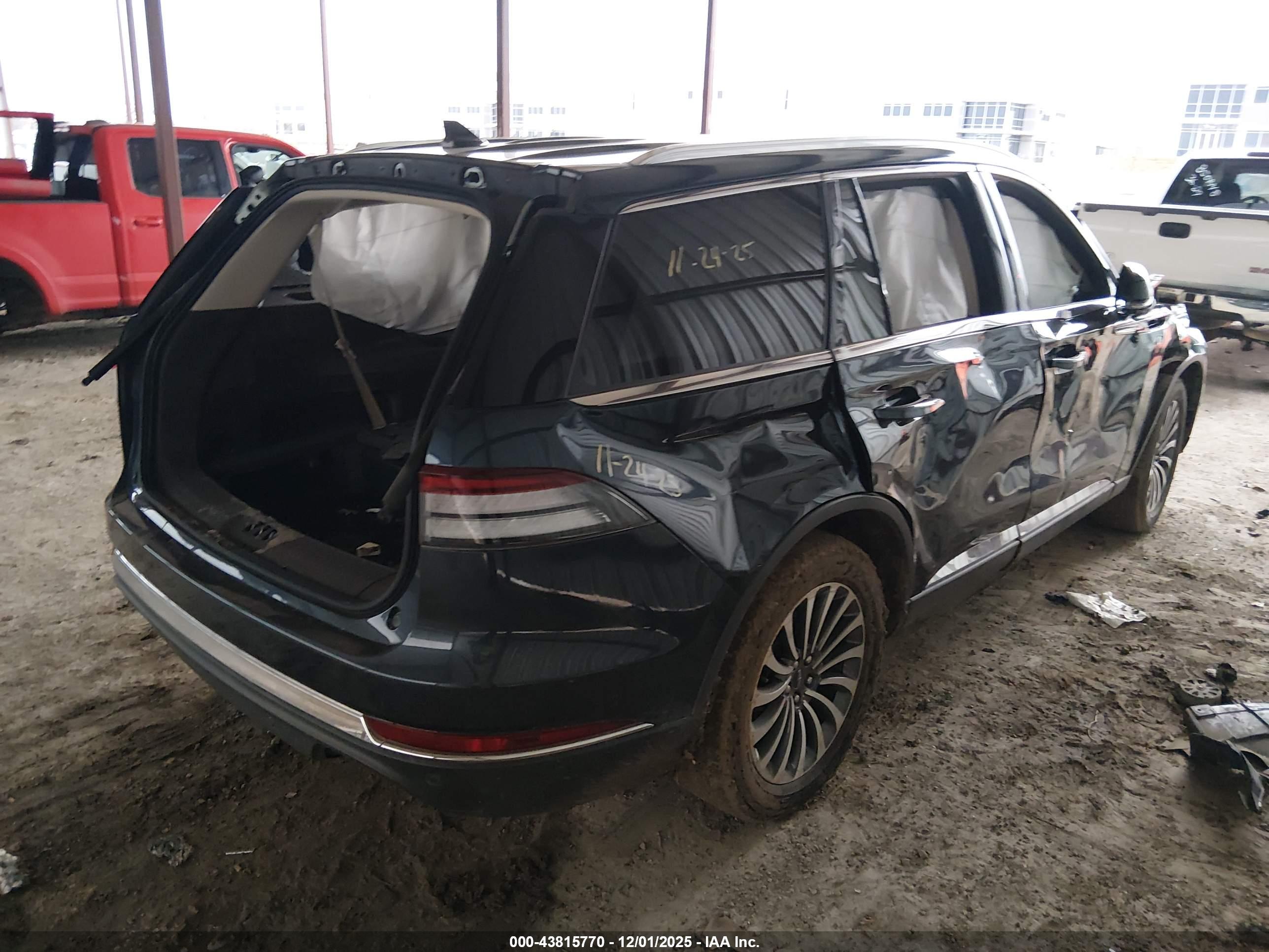 LINCOLN AVIATOR image 4