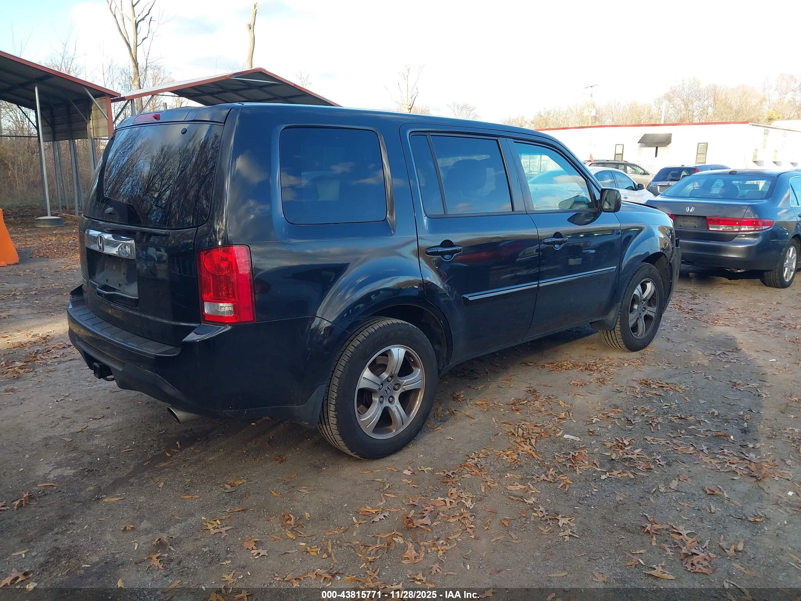 HONDA PILOT image 4