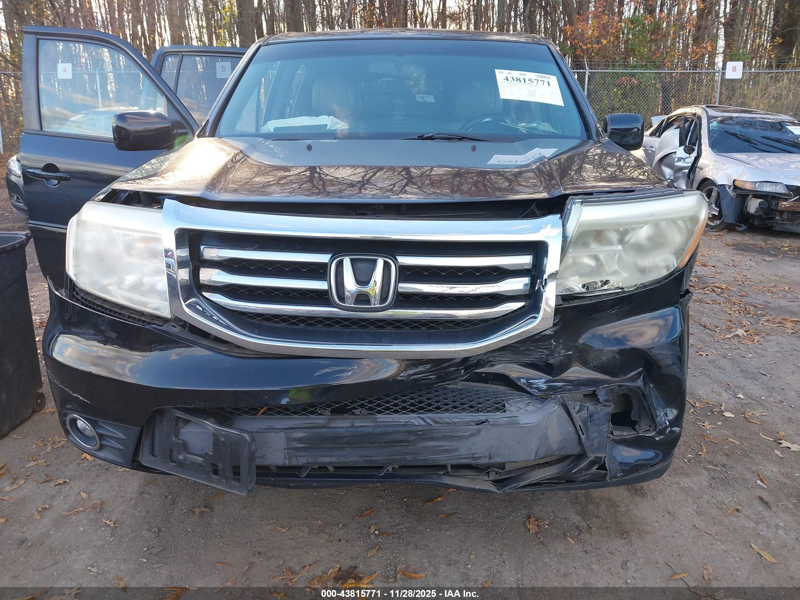 HONDA PILOT image 6