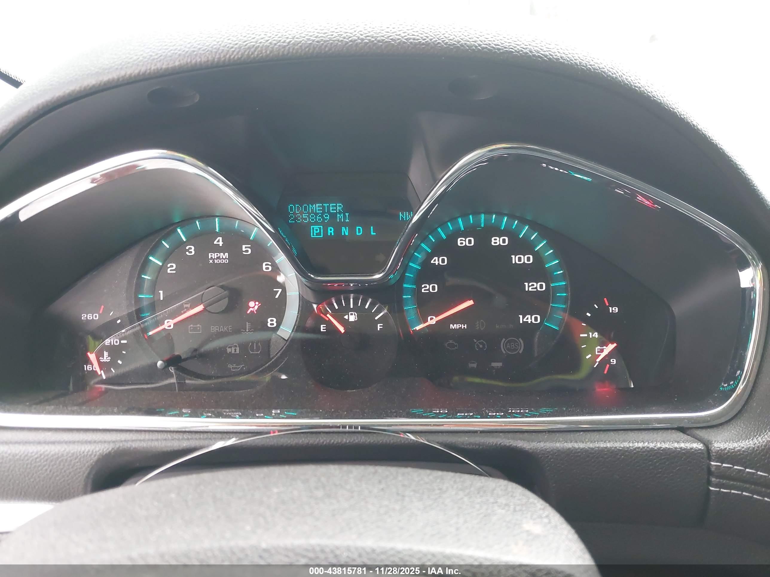 CHEVROLET TRAVERSE image 7