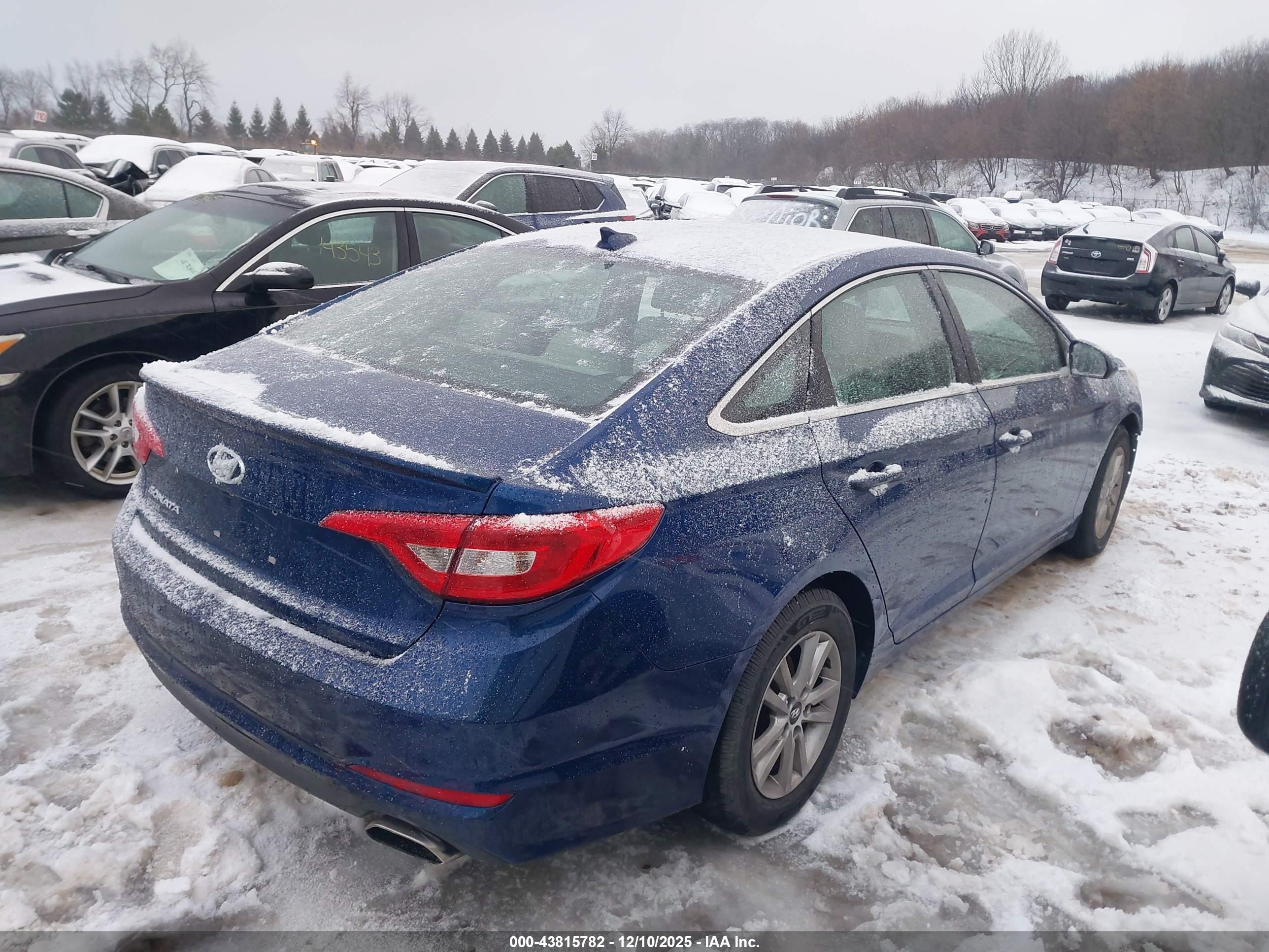 HYUNDAI SONATA image 4