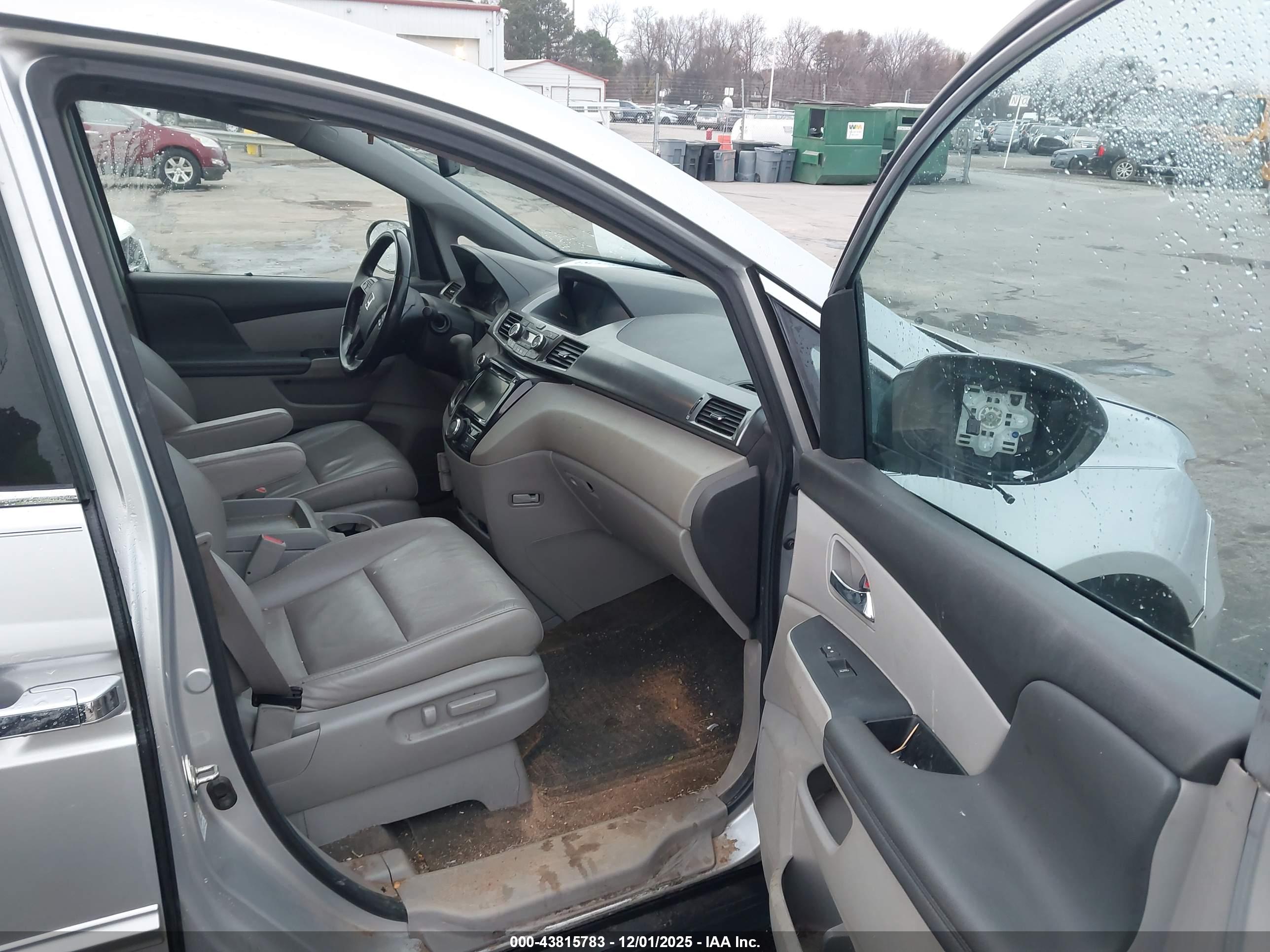 HONDA ODYSSEY image 5