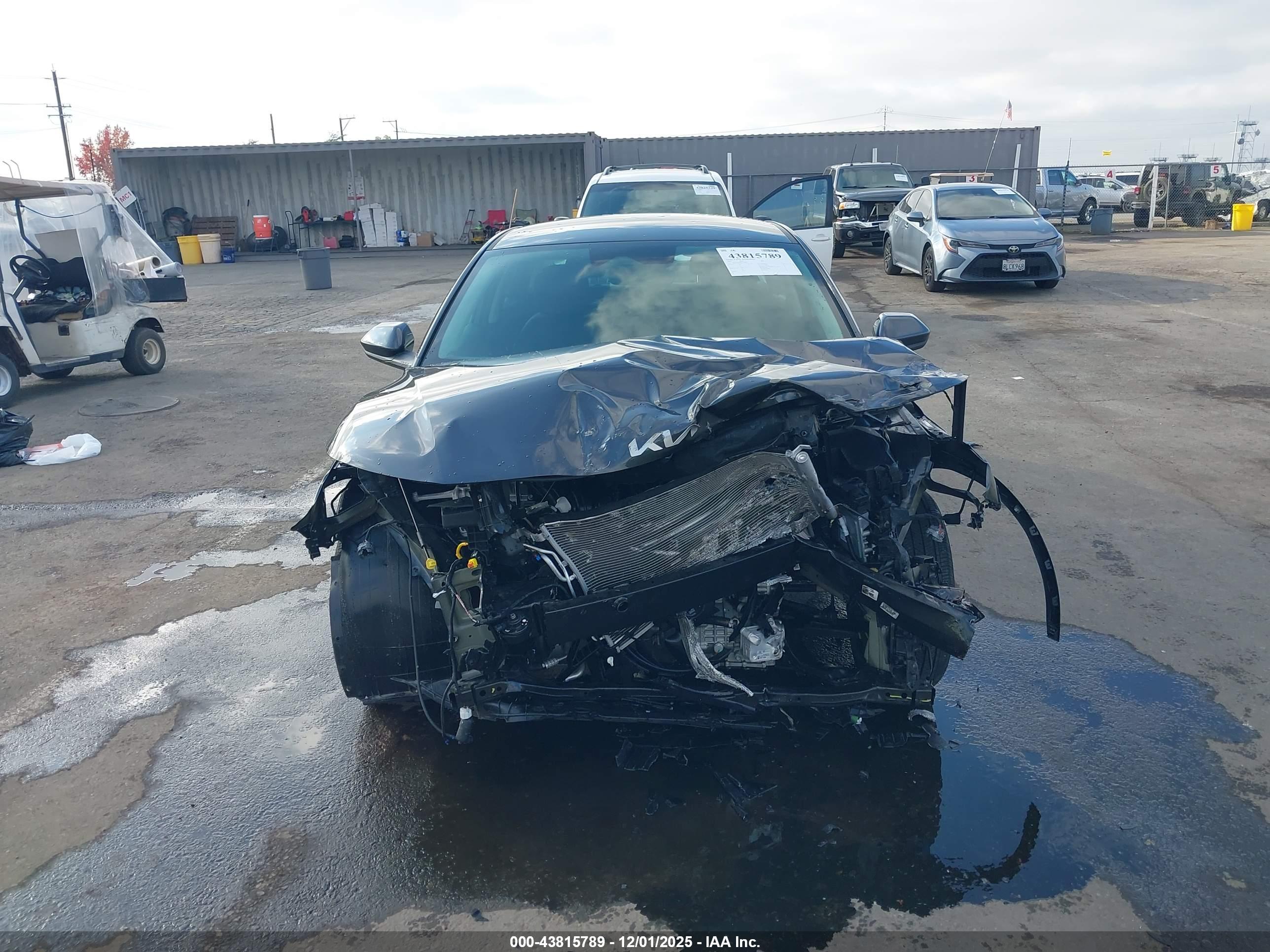 KIA K4 image 6