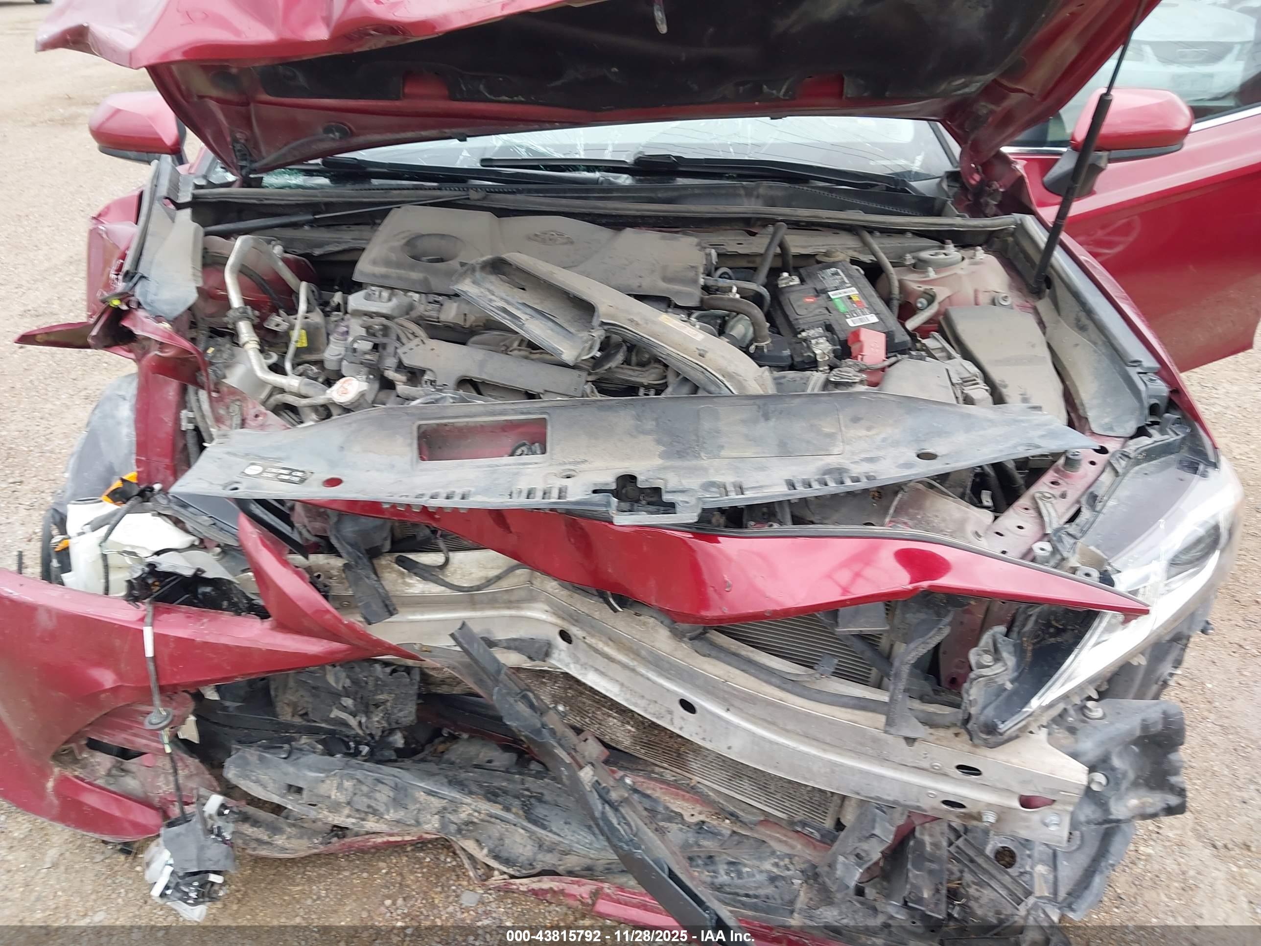 TOYOTA CAMRY image 10