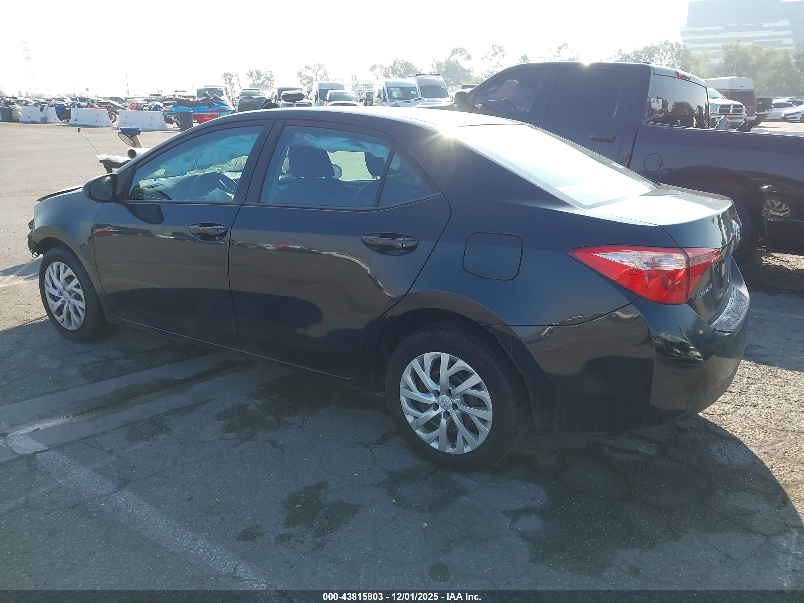 TOYOTA COROLLA image 3
