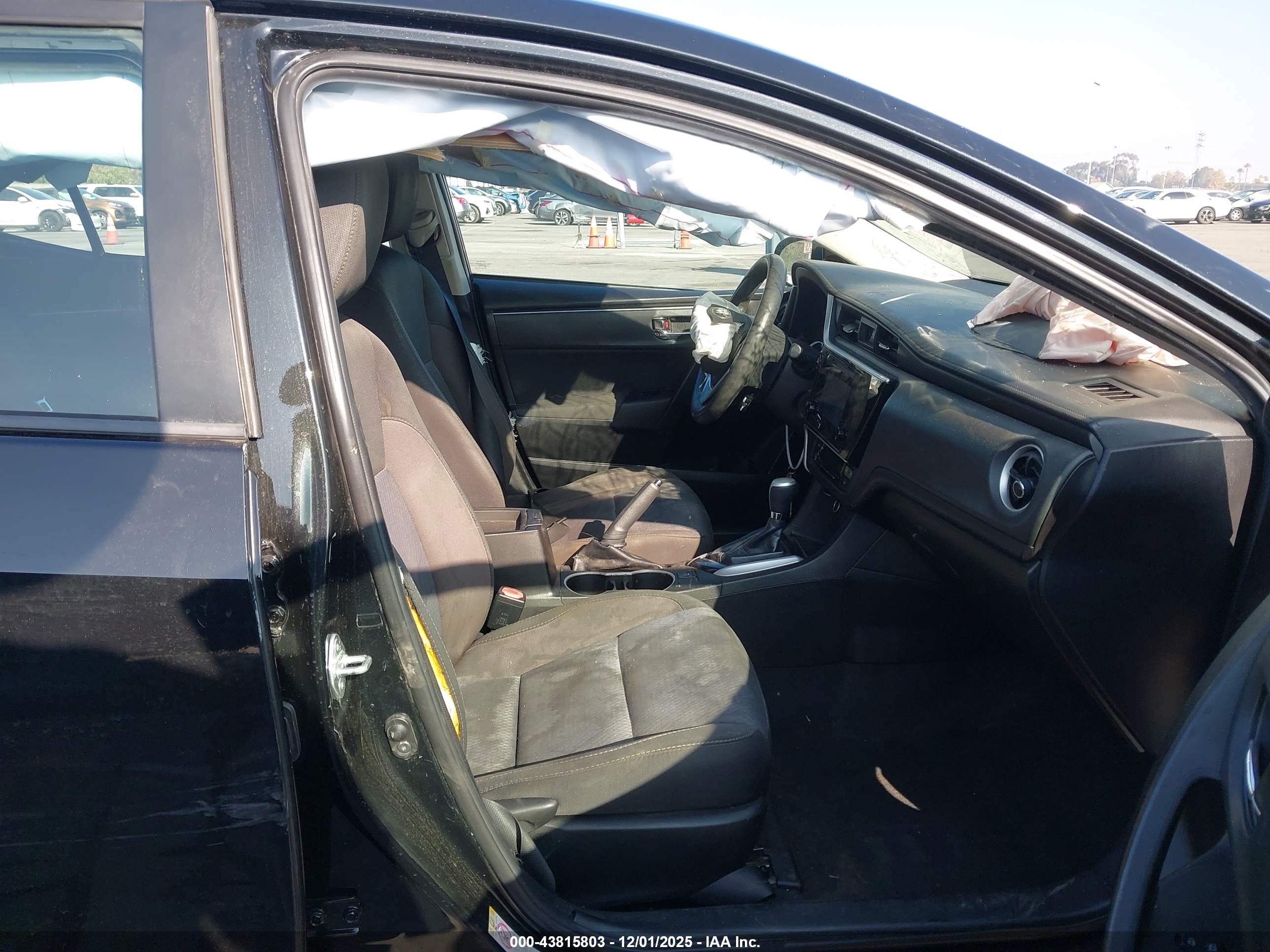 TOYOTA COROLLA image 5