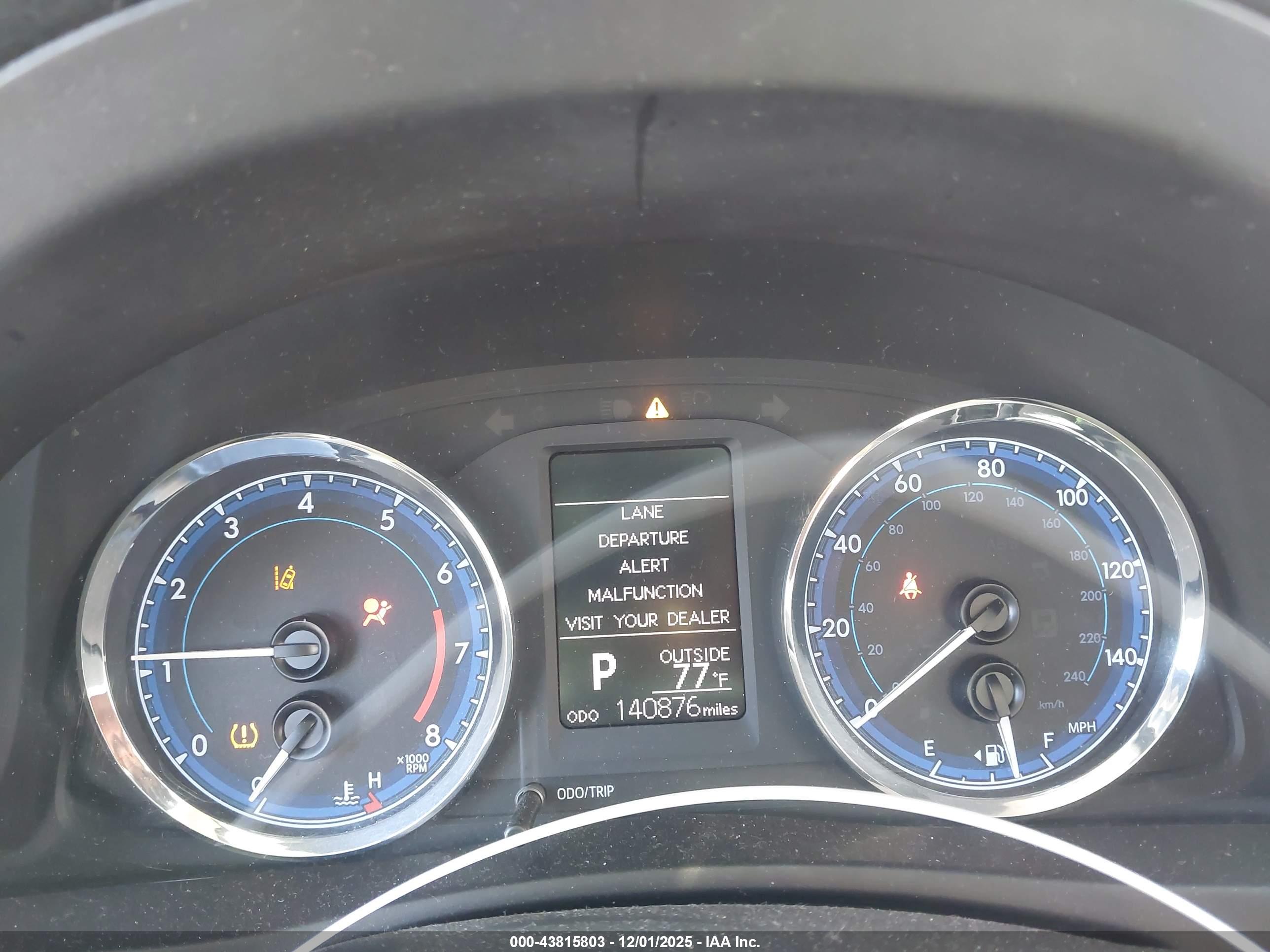 TOYOTA COROLLA image 7