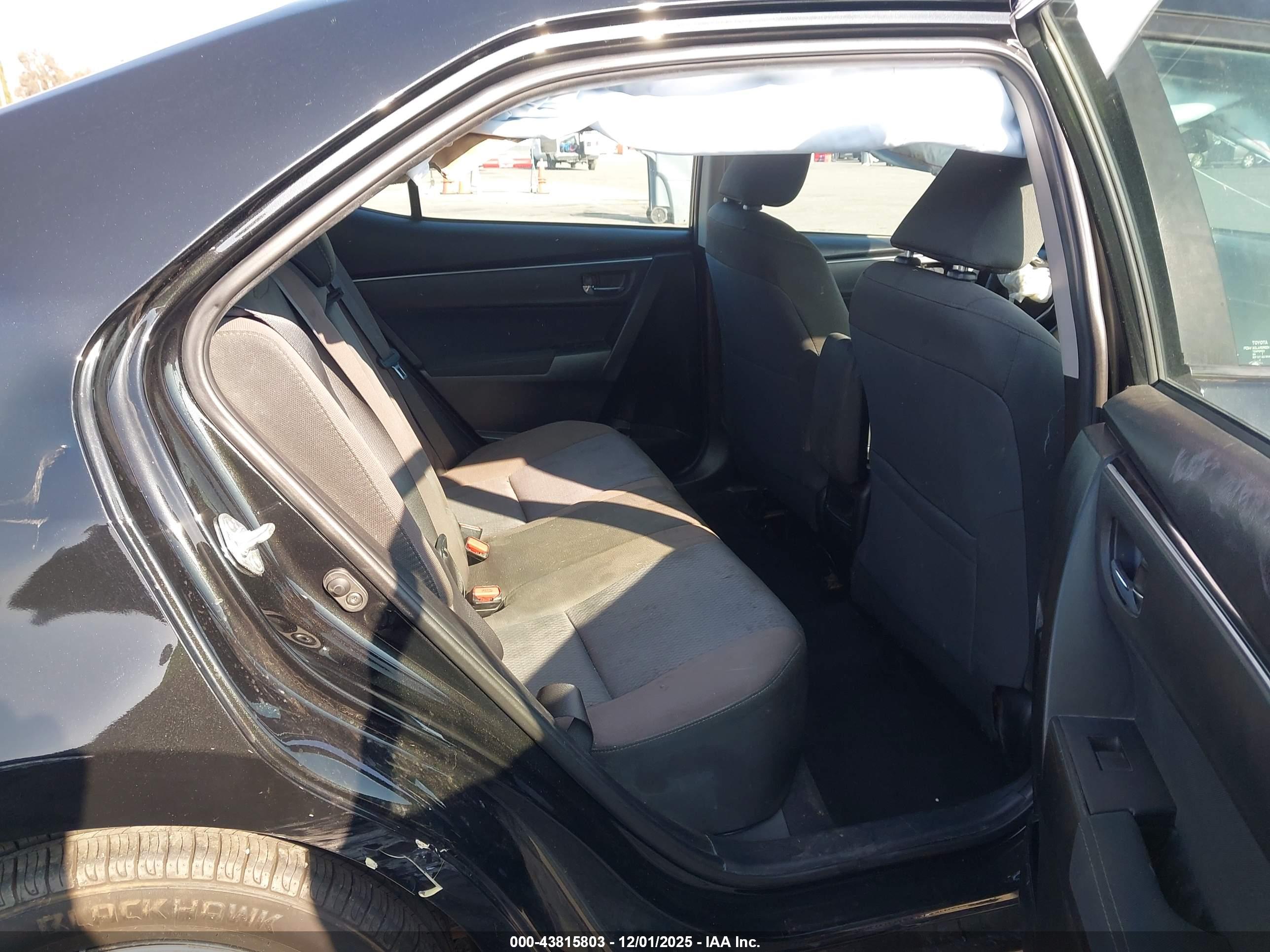 TOYOTA COROLLA image 8