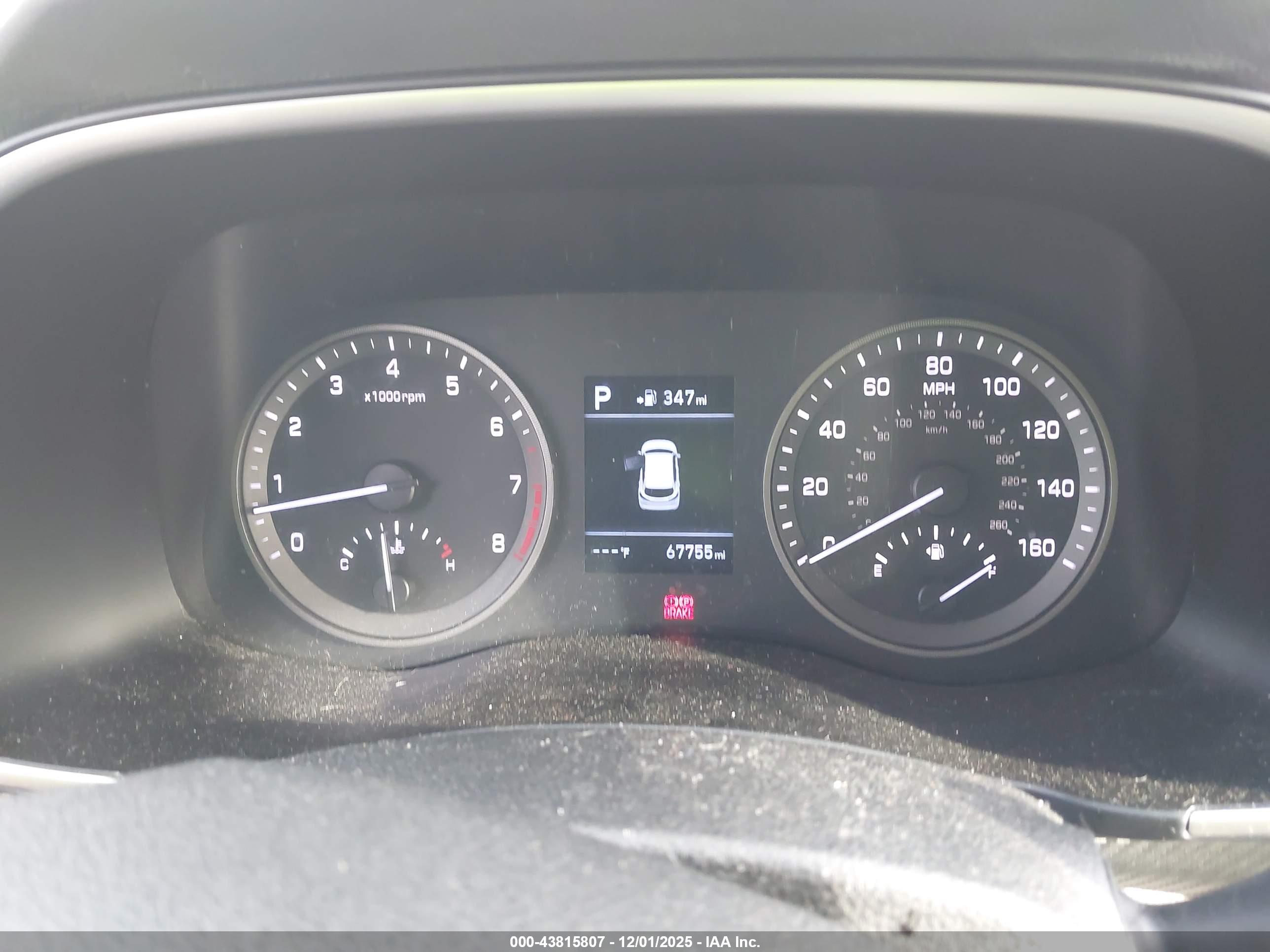 HYUNDAI TUCSON image 7