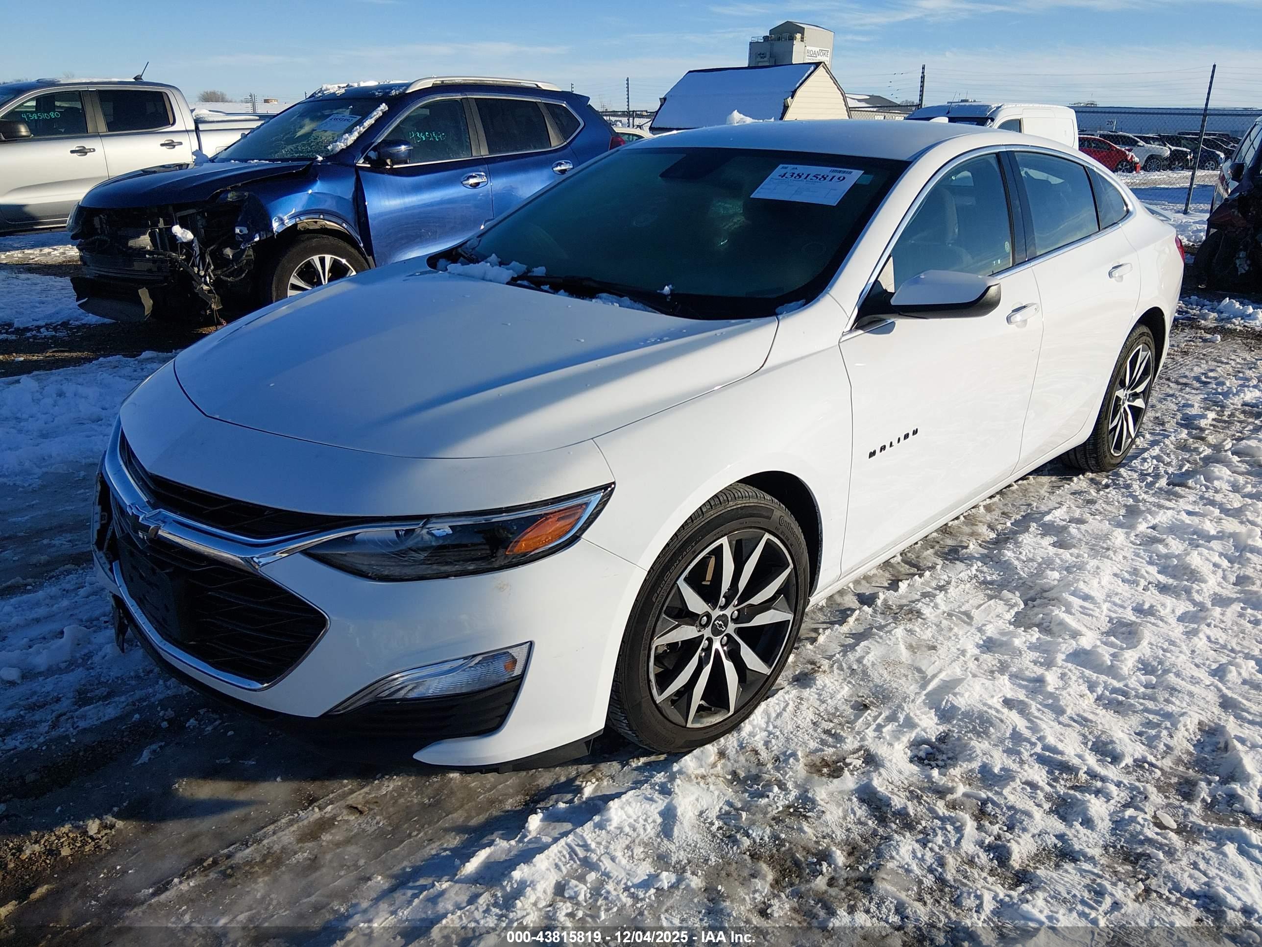 CHEVROLET MALIBU image 2