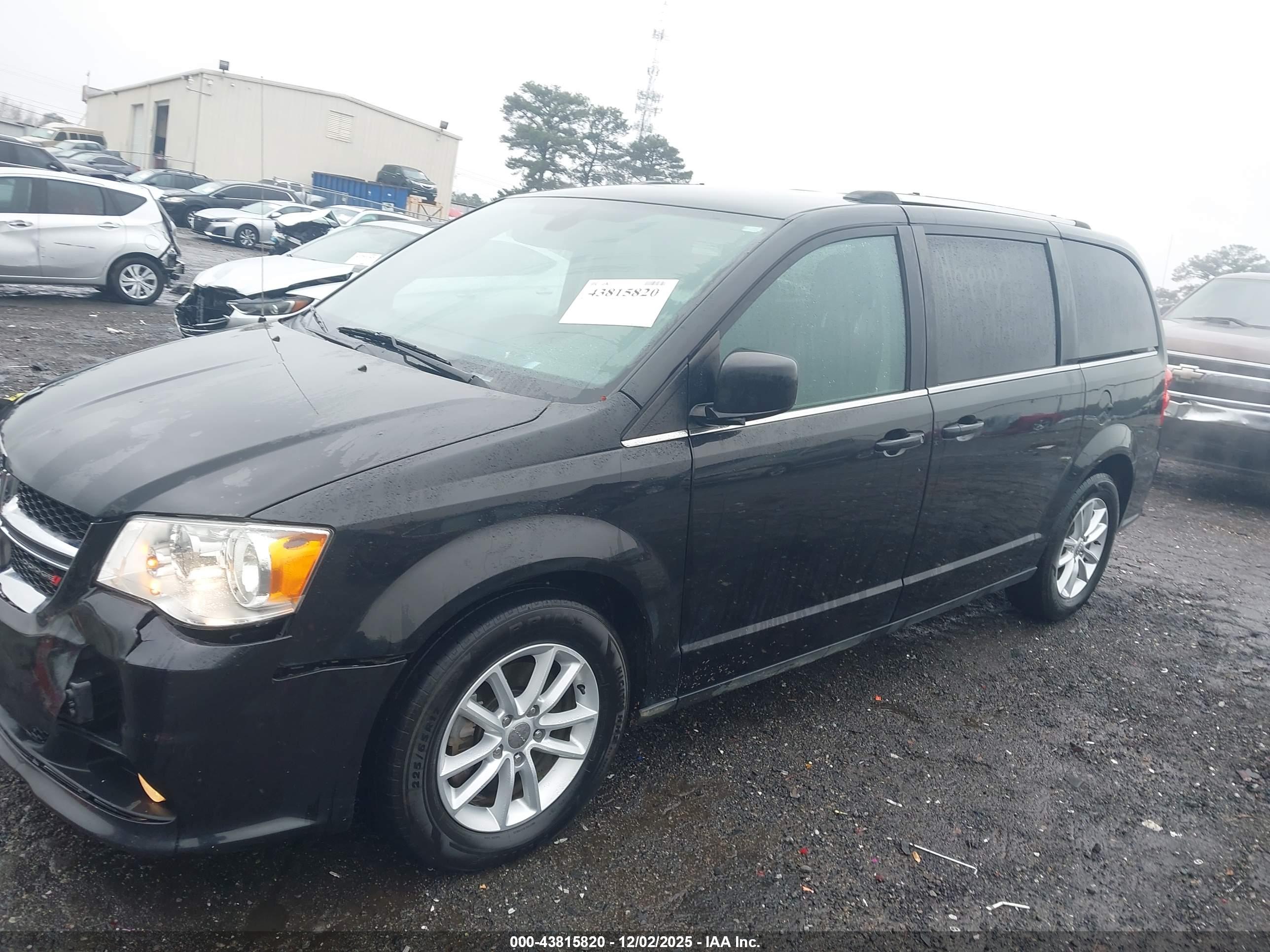 DODGE GRAND image 2