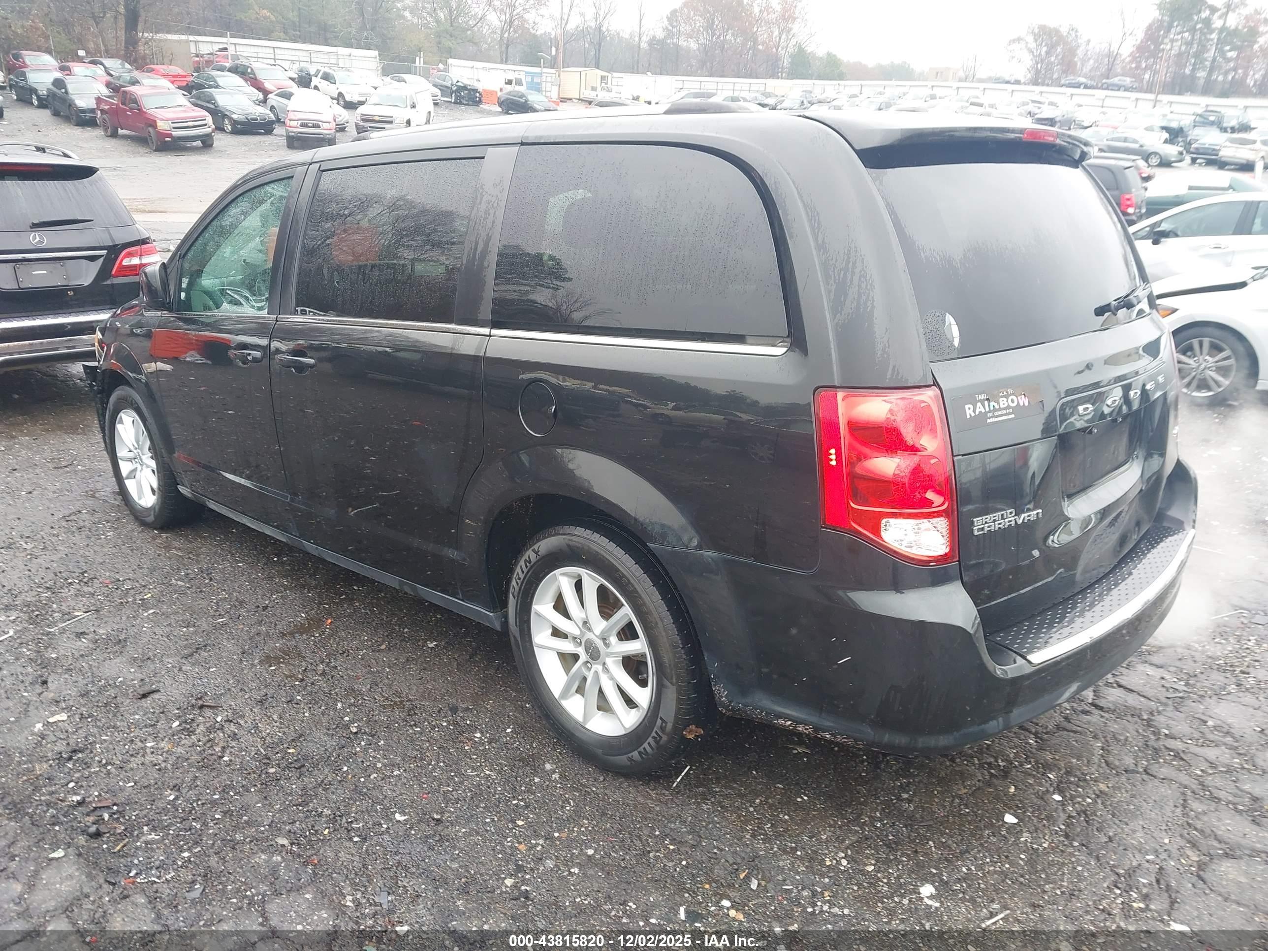 DODGE GRAND image 3