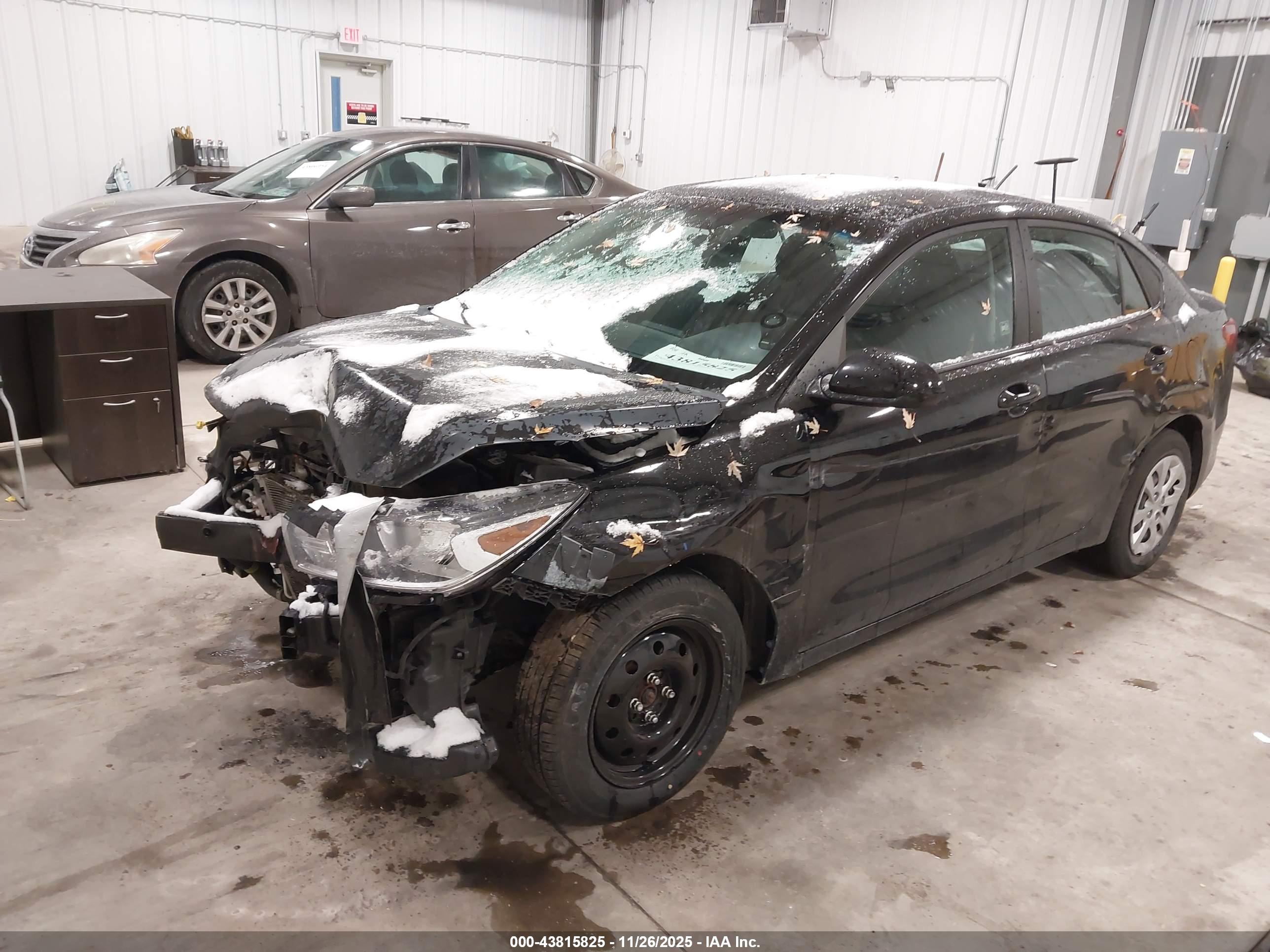 KIA RIO image 2